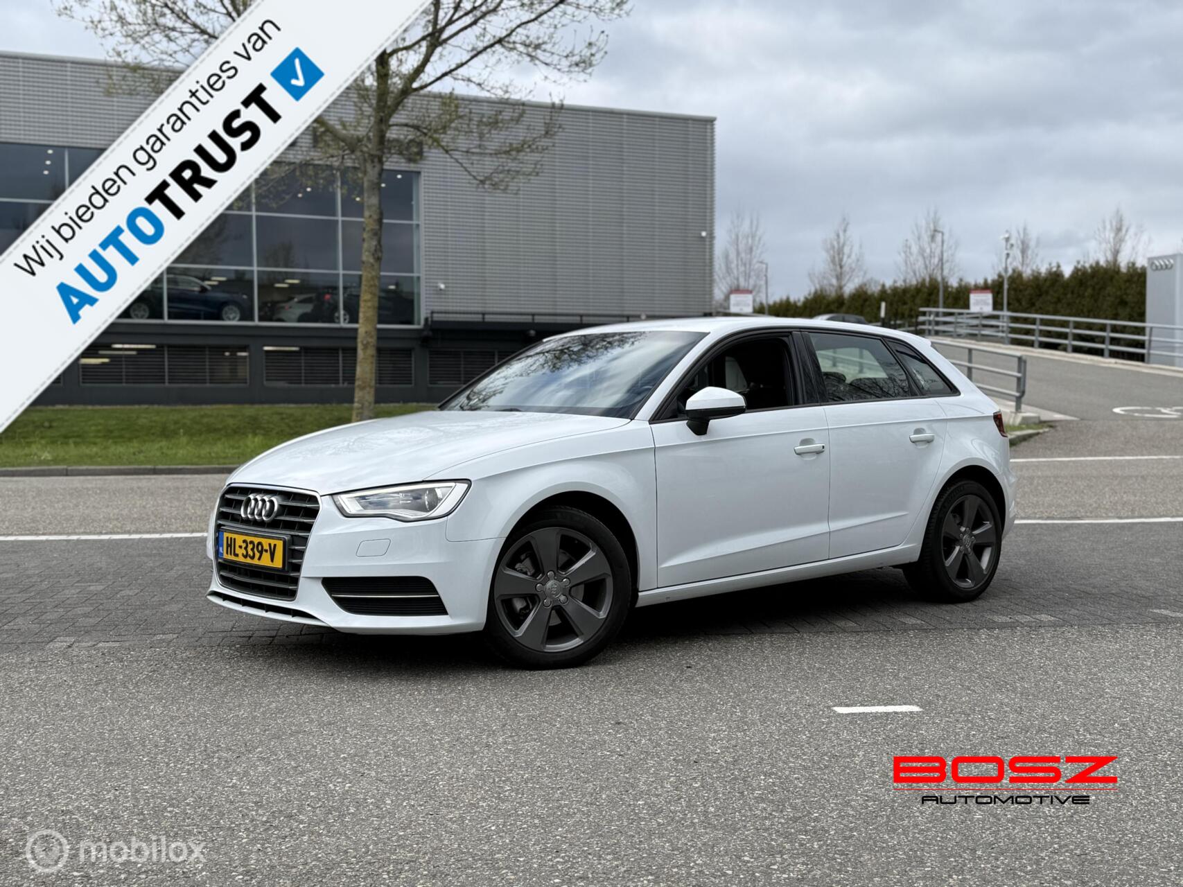 Audi A3 Sportback 1.2 TFSI DSG LED XENON LEER NAVI NAP 2015 - voorkant