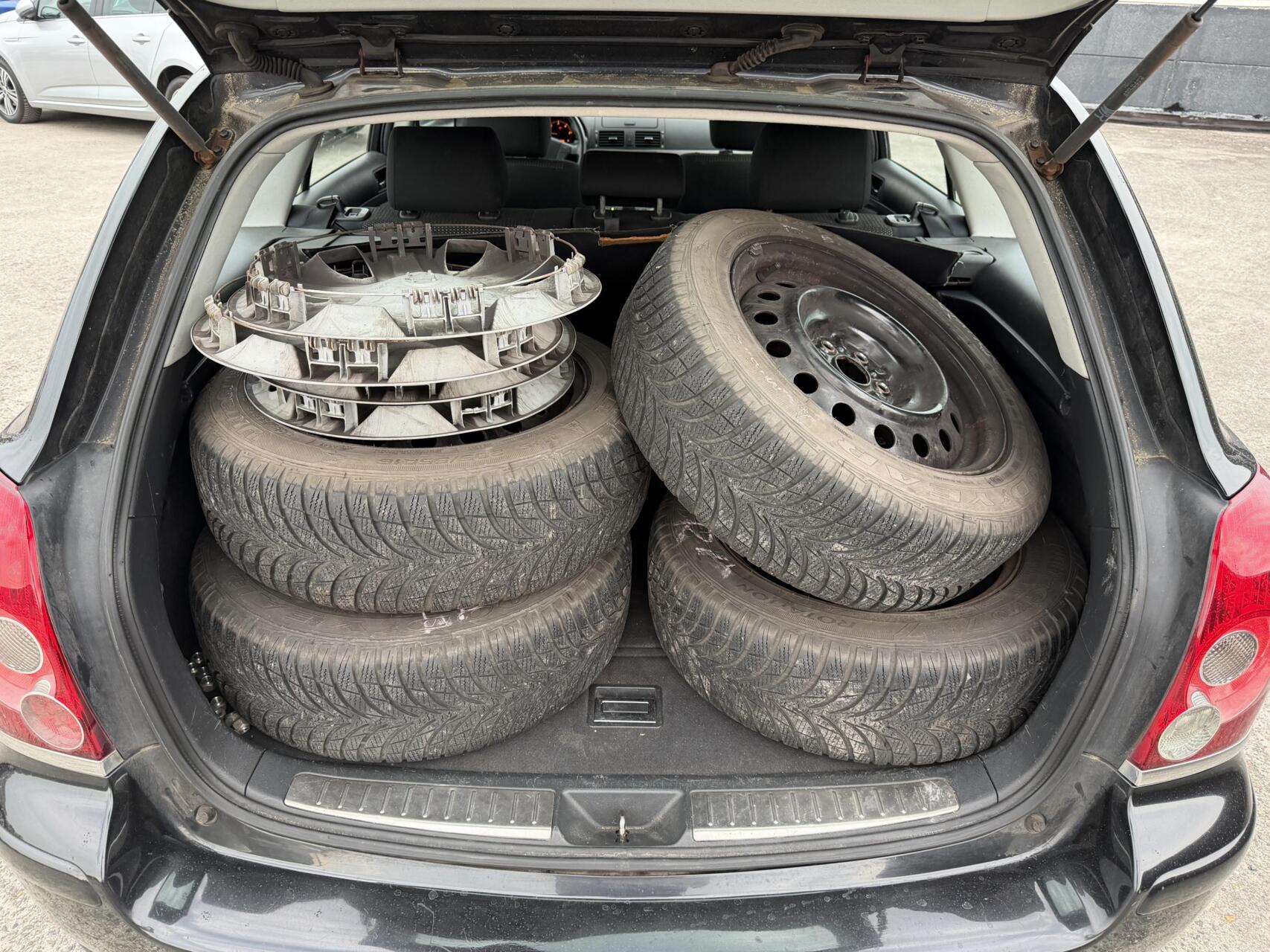 Foto van Toyota Toyota Avensis