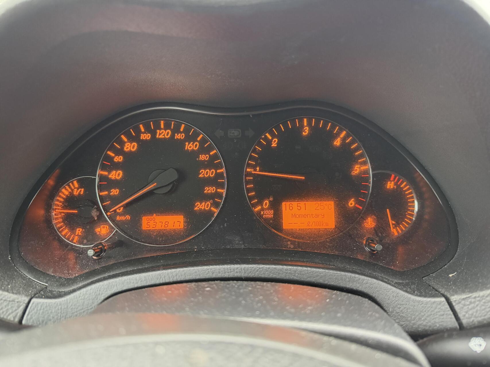 Foto van Toyota Toyota Avensis