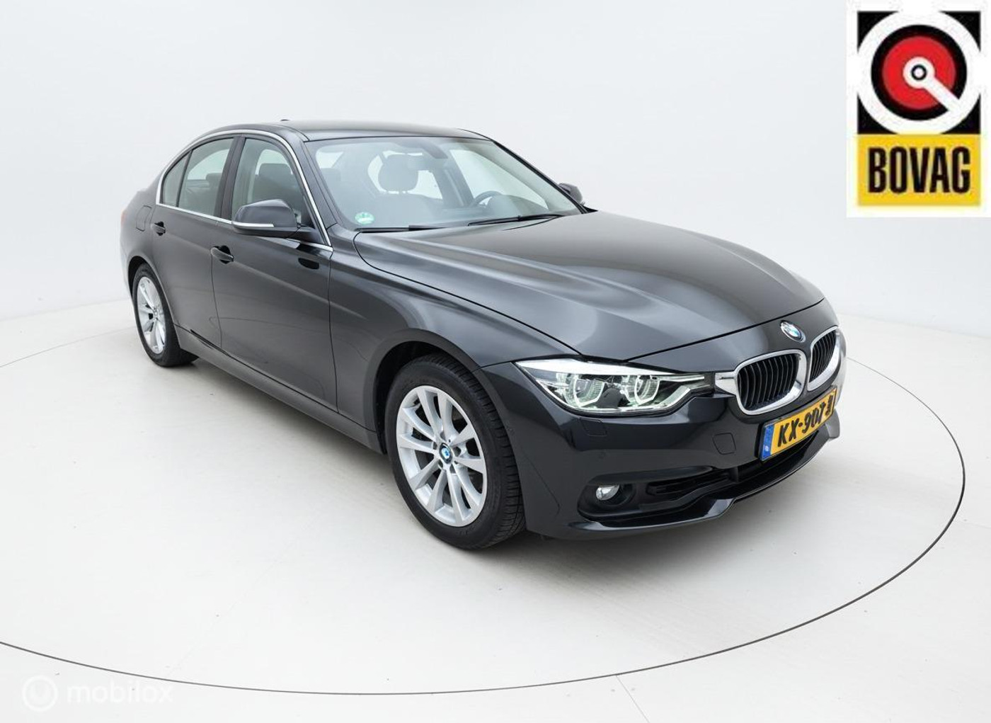 Foto van BMW 330E IPERFORMANCE