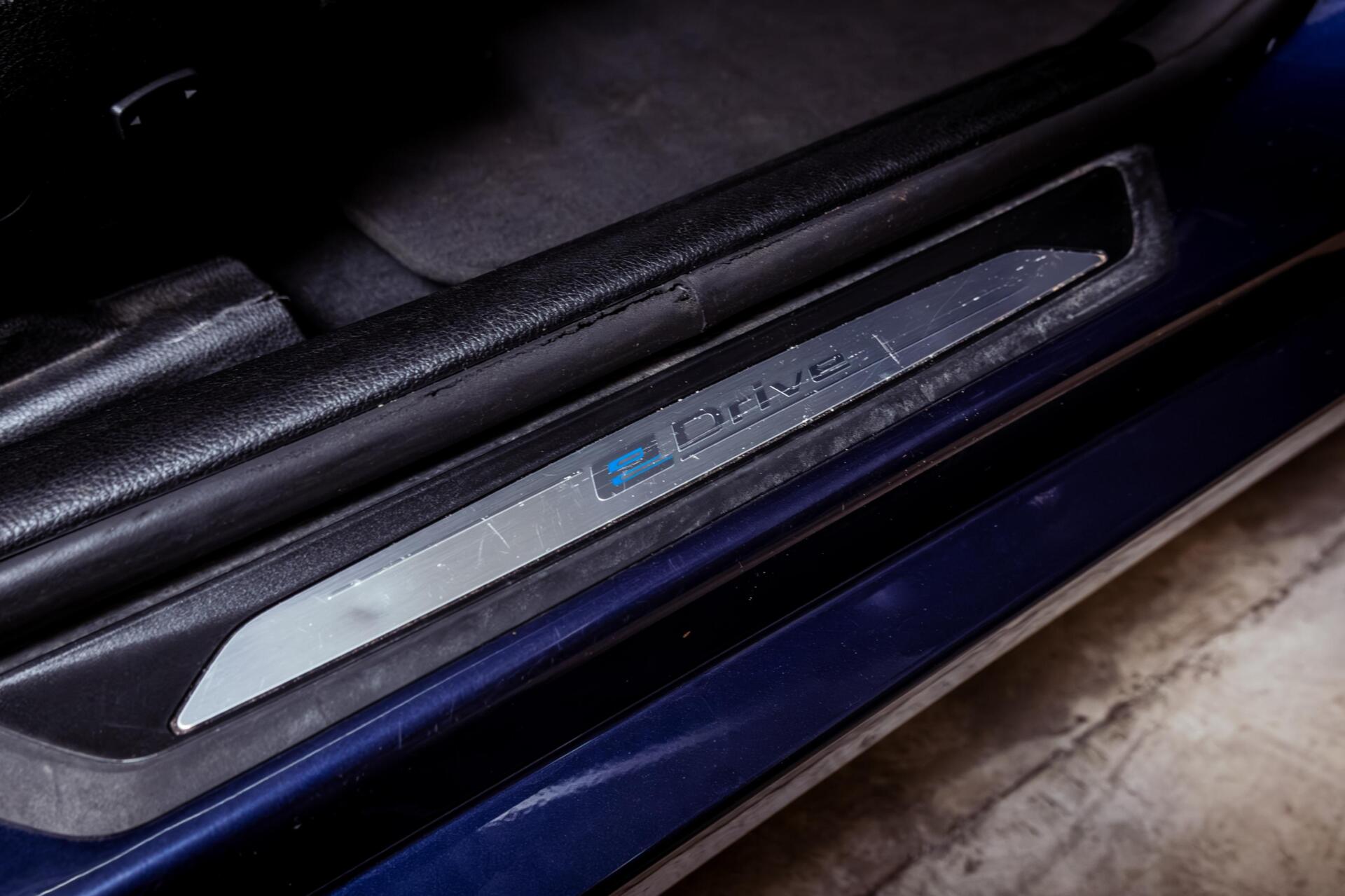 Foto van BMW 330e Iperformance