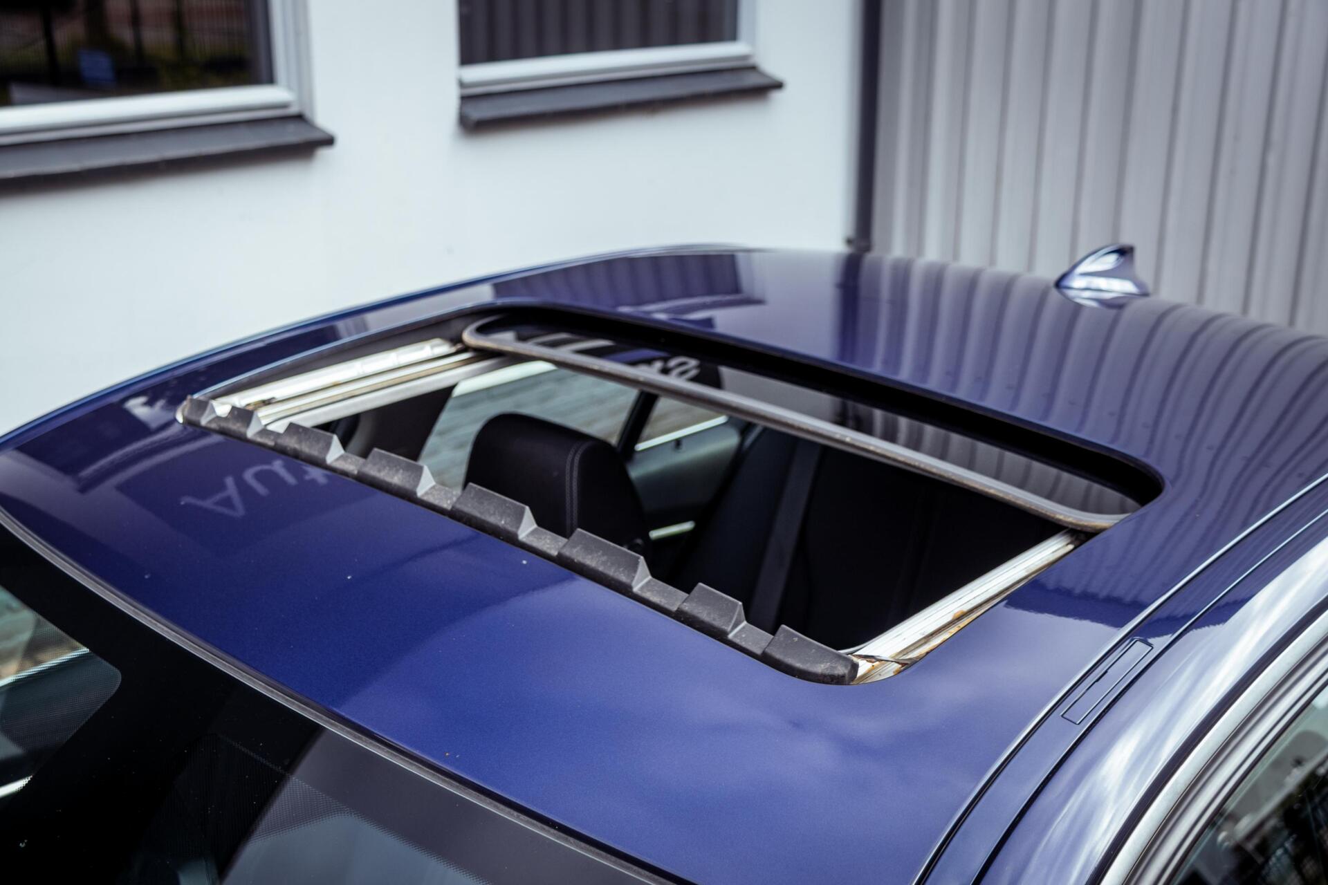 Foto van BMW 330e Iperformance