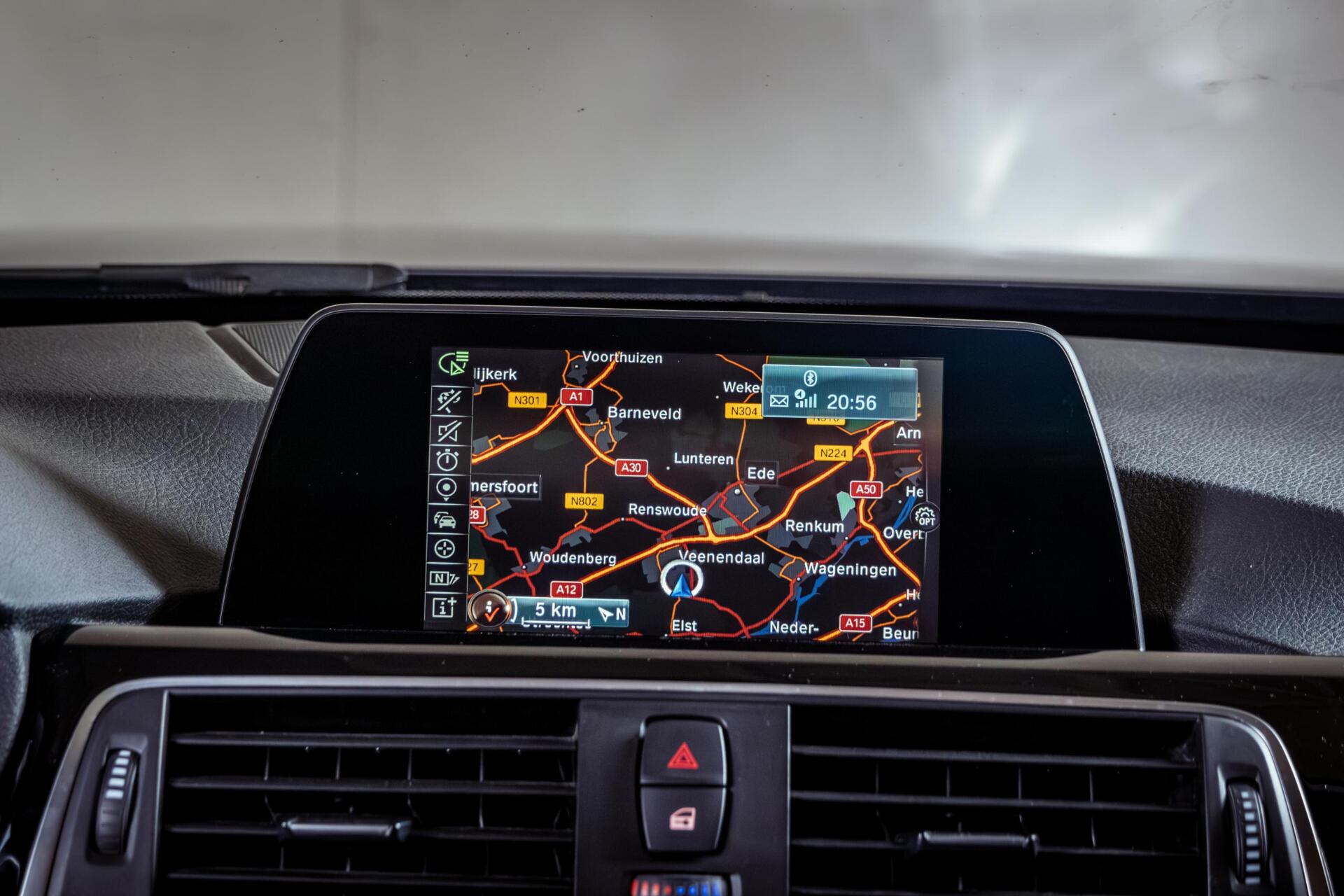 Foto van BMW 330e Iperformance