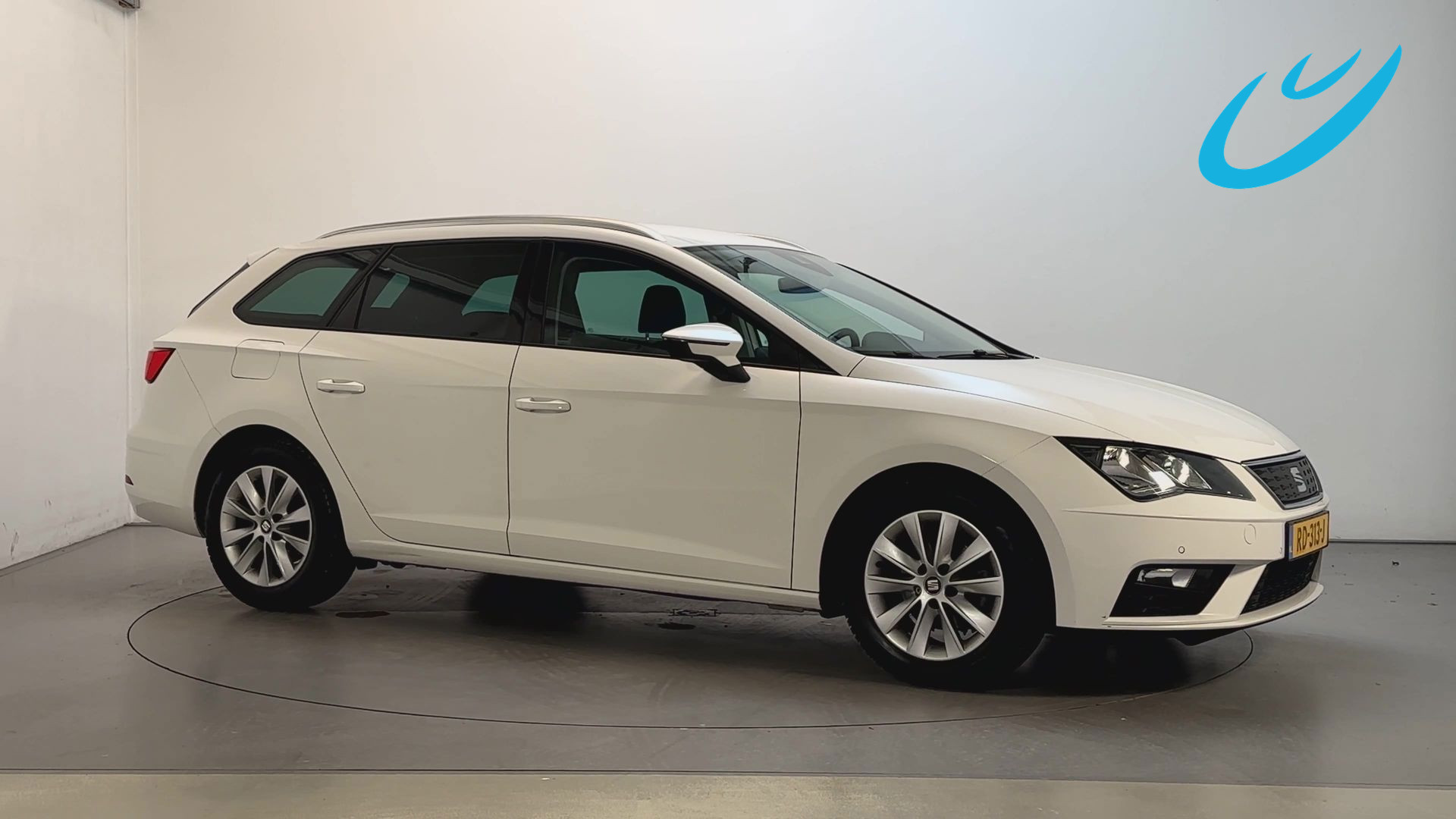 Seat Leon ST 1.0 EcoTSI 116pk DSG Style Business Intense Navigatie Parkeersensoren DAB+ 2018 - voorkant