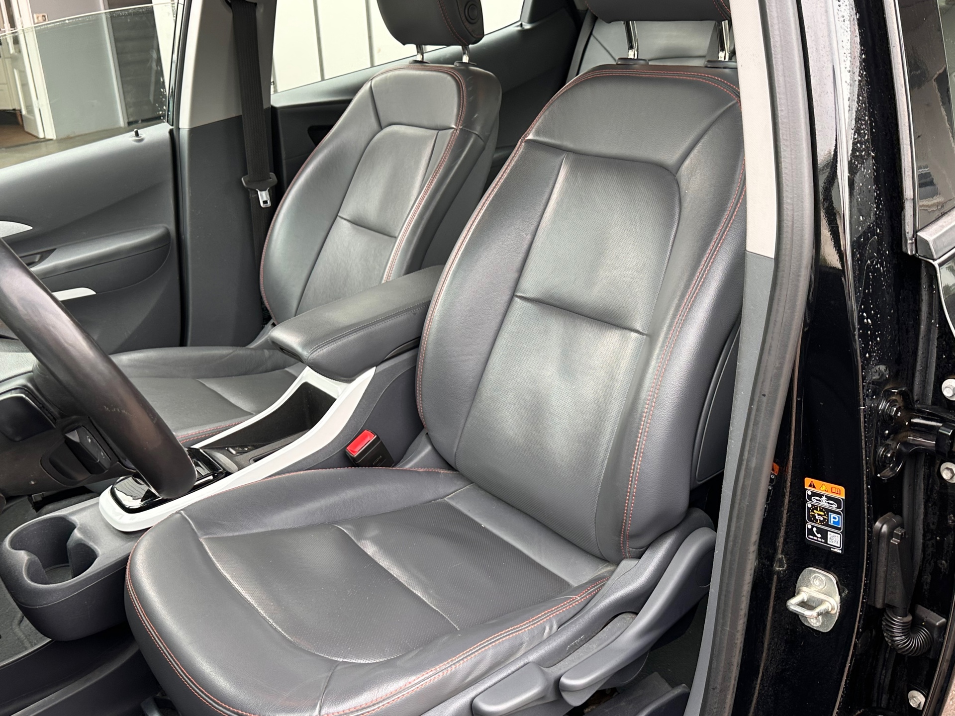 Foto van Opel Ampera-e