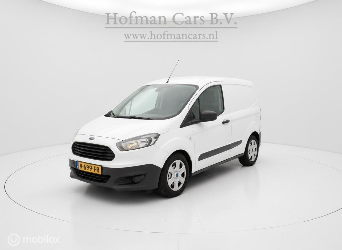Ford Transit Courier 1.5 TDCi | Cruise Control | All Season | BTW | 2017 2017 - voorkant