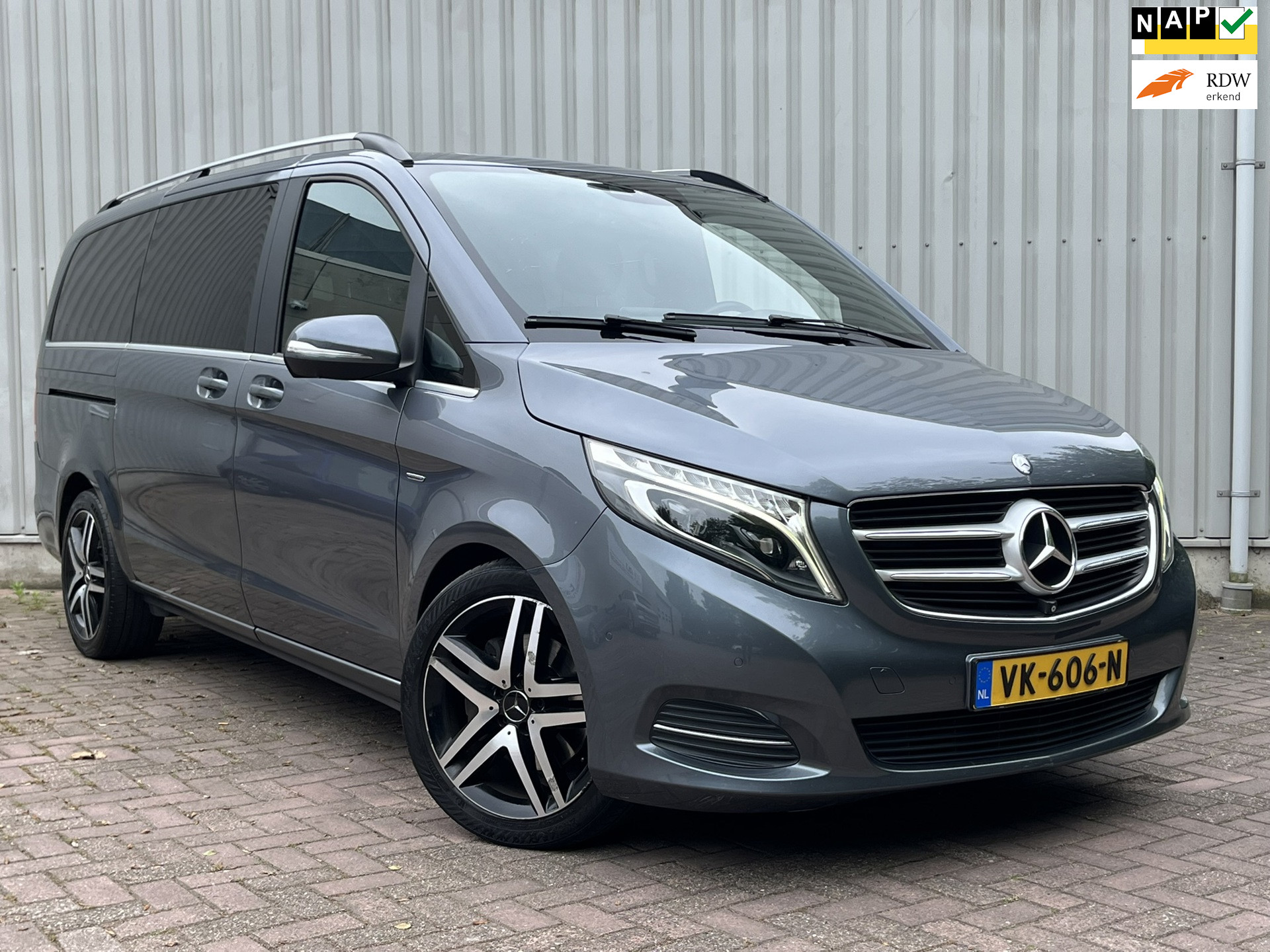 Foto van Mercedes-Benz V-klasse