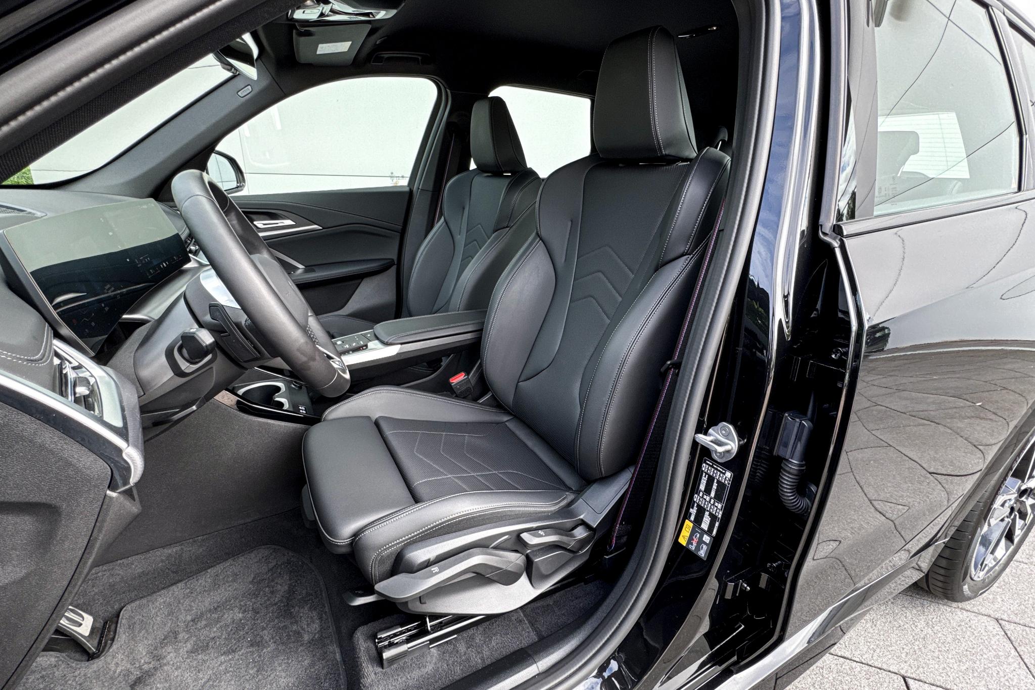 Foto van BMW Ix1 Edrive20