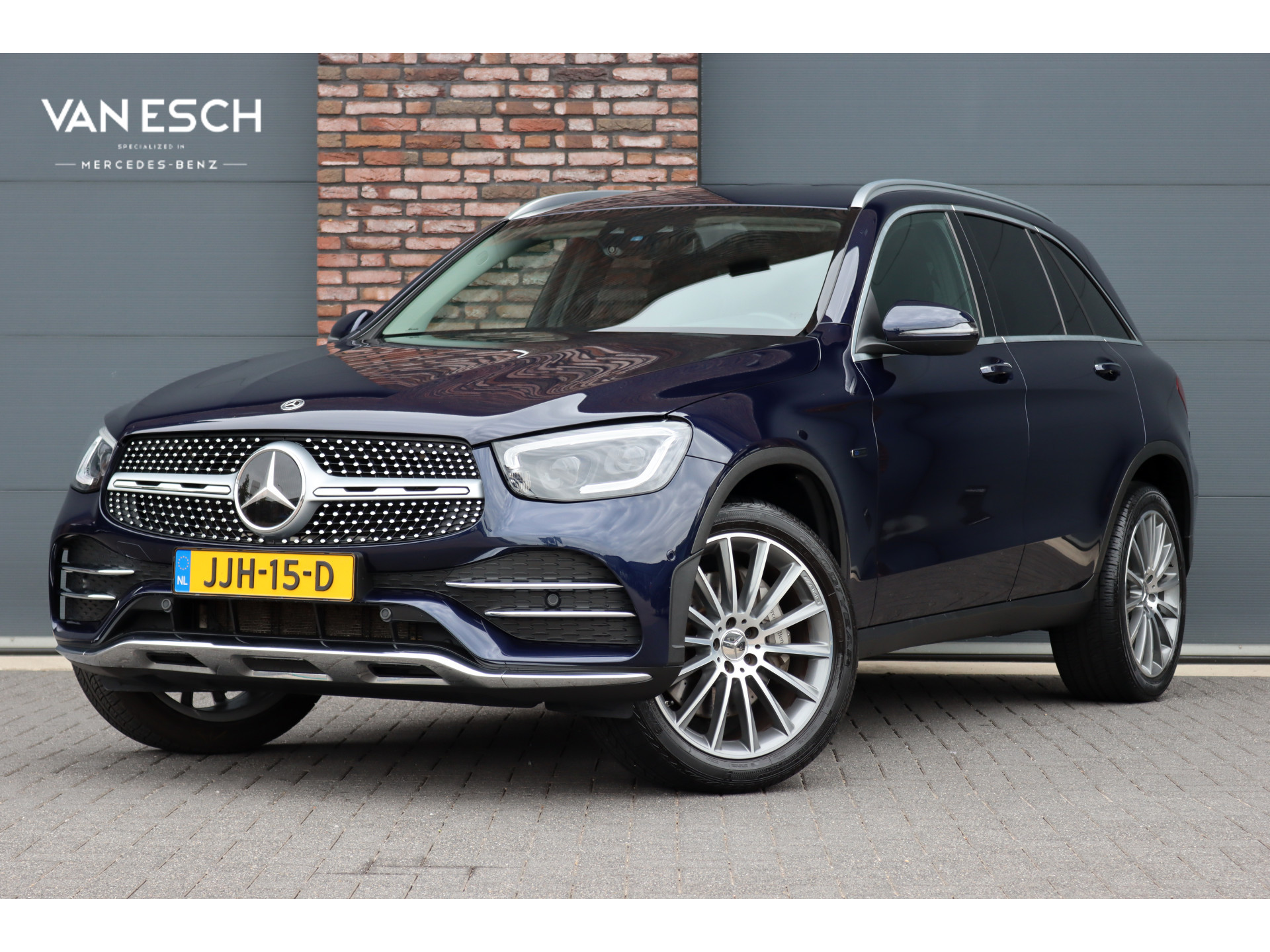 Mercedes-Benz GLC 300 E 4Matic 300e 4MATIC AMG Line | 2021 - voorkant