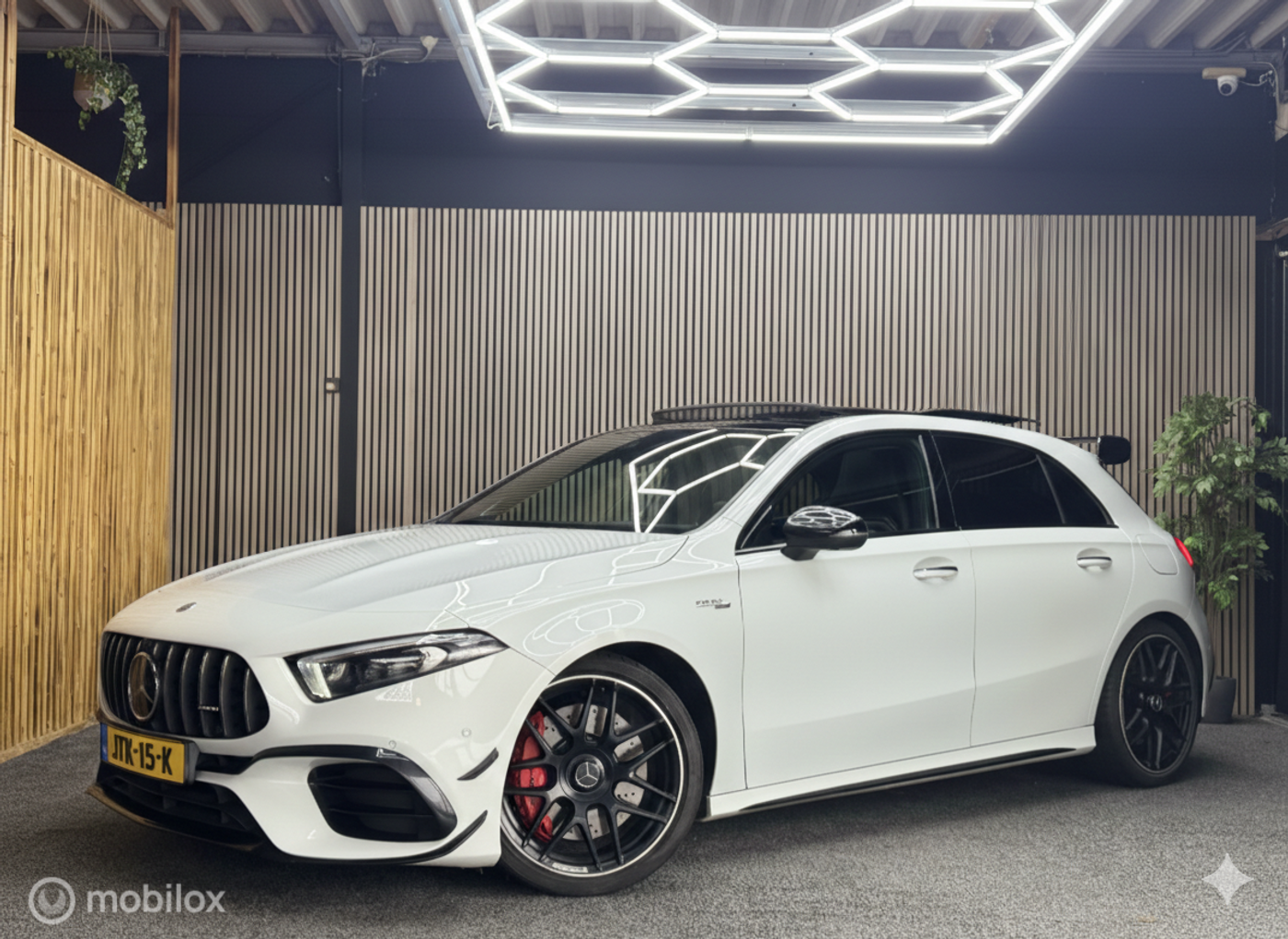 Foto van MERCEDES-BENZ AMG A 45 S