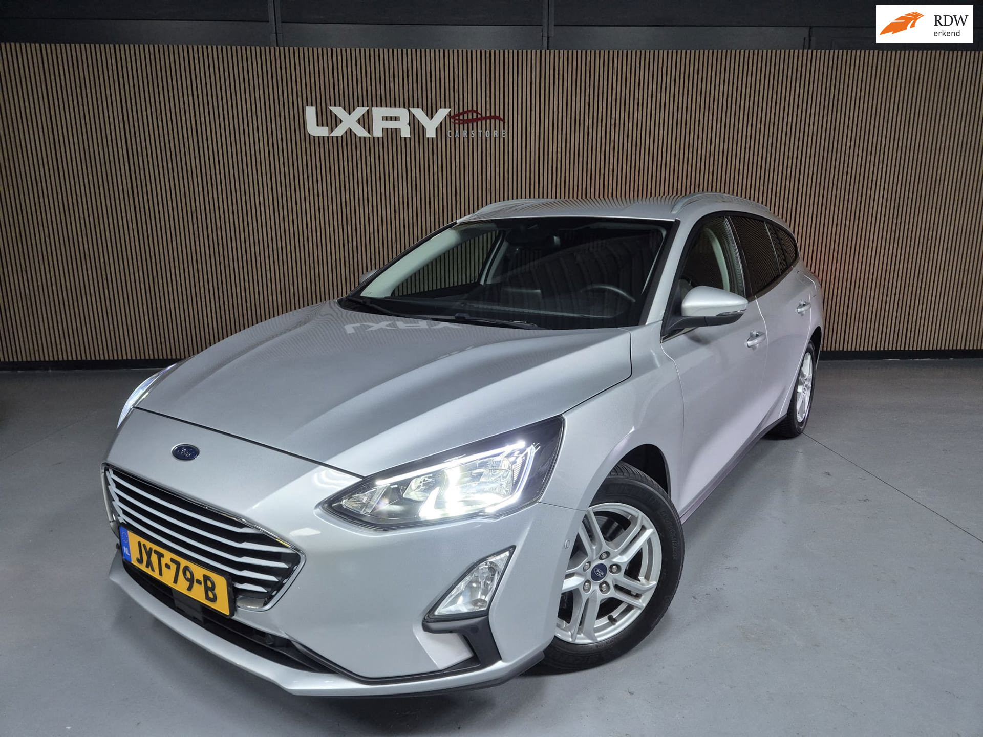 Ford Focus 1.0 EcoBoost Titanium X Business 2021 - voorkant