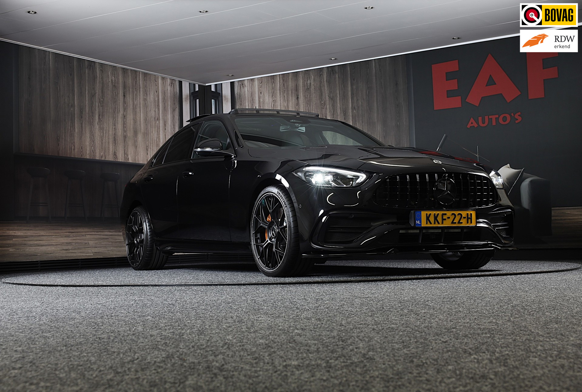 Mercedes-Benz C 300 E 300 e AMG 63 Look / Burmester / Memory / 360 Camera / Acc / Elek Stoelen / Dig Light / Open Pano / 20 Inc 2025 - voorkant
