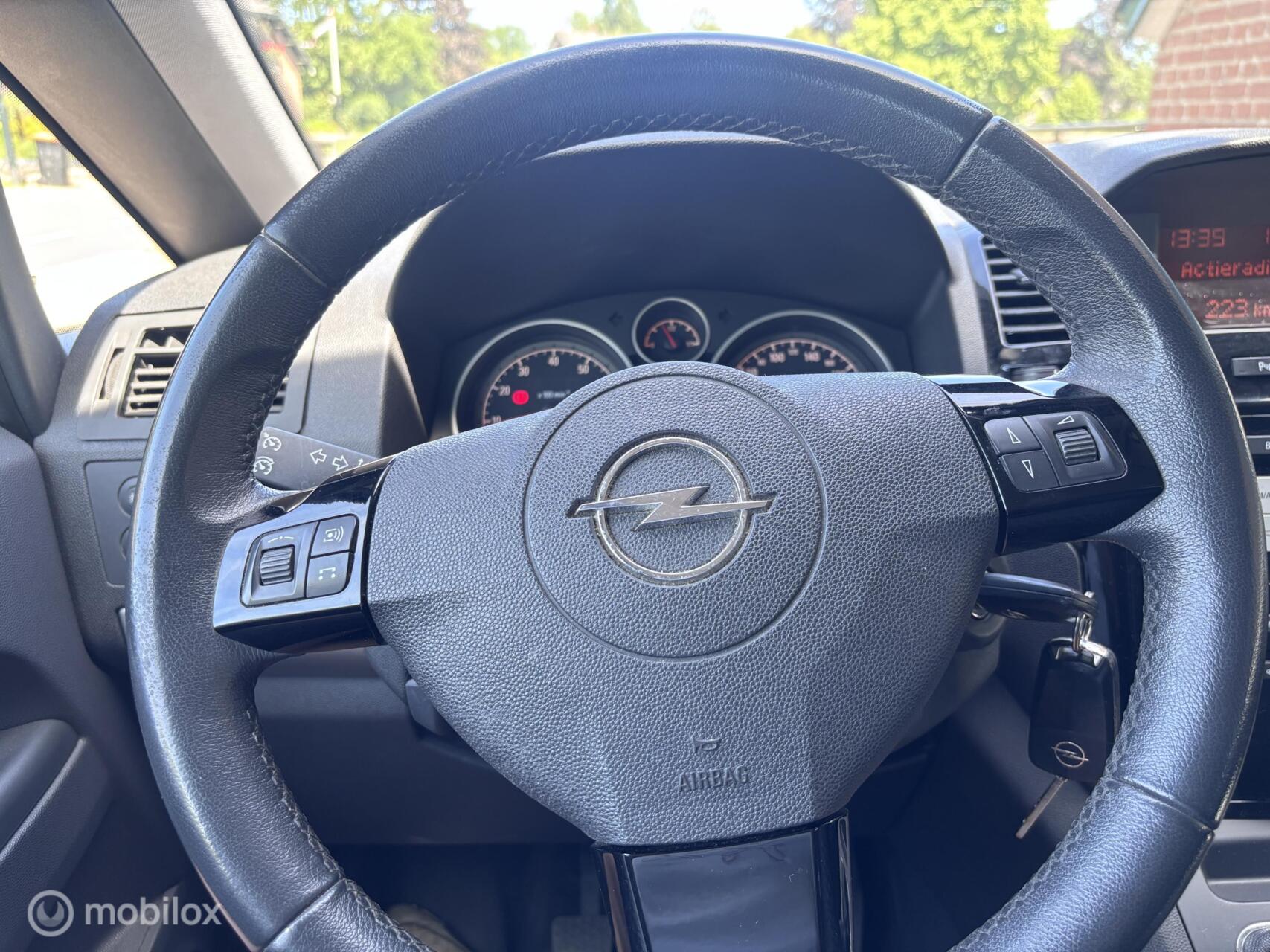 Foto van Opel Zafira