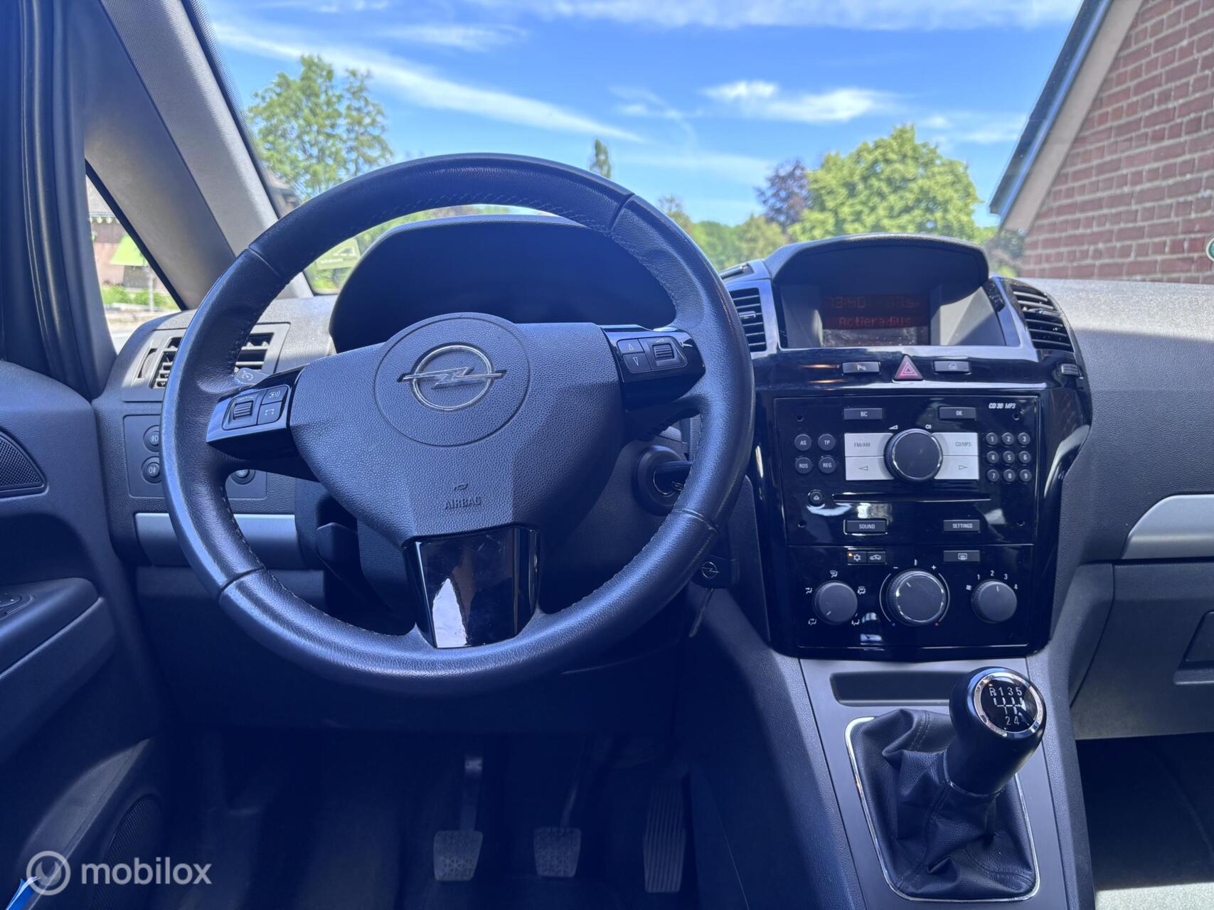 Foto van Opel Zafira