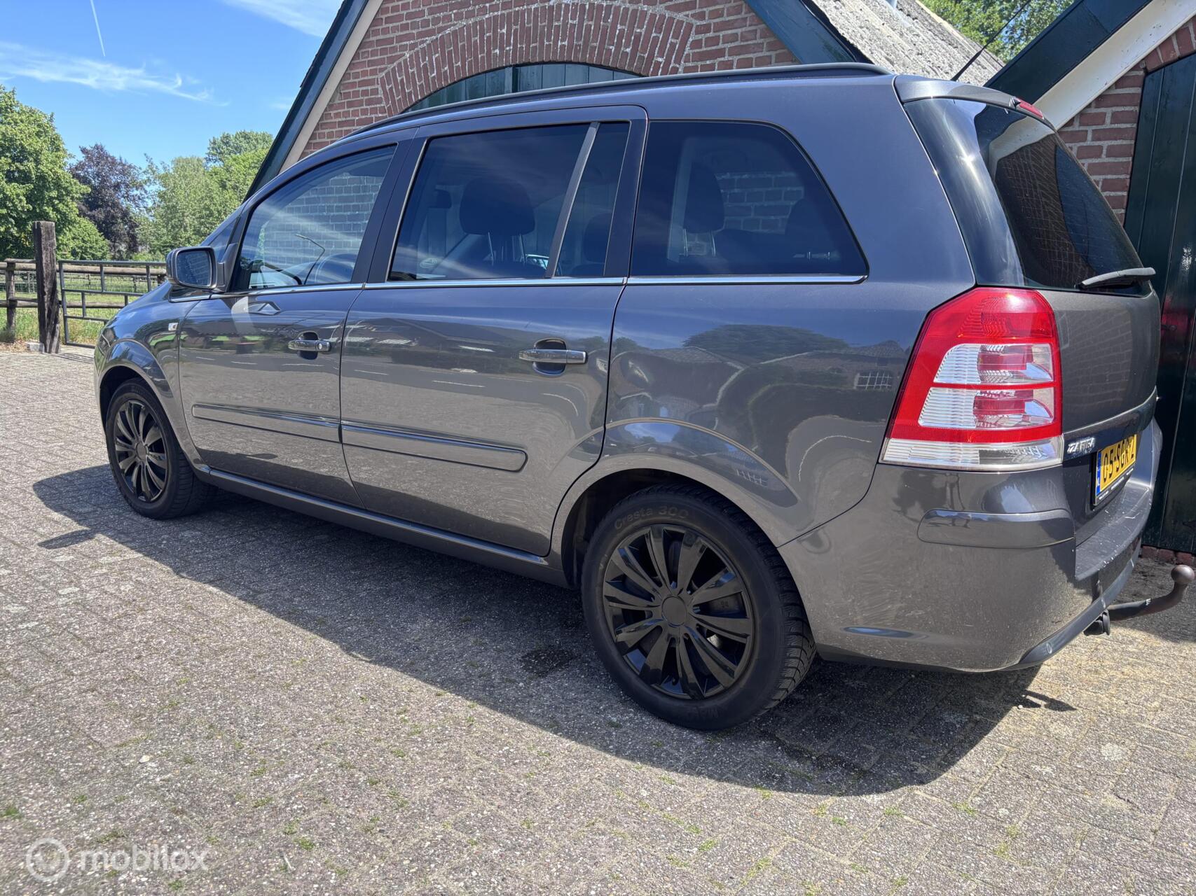 Foto van Opel Zafira