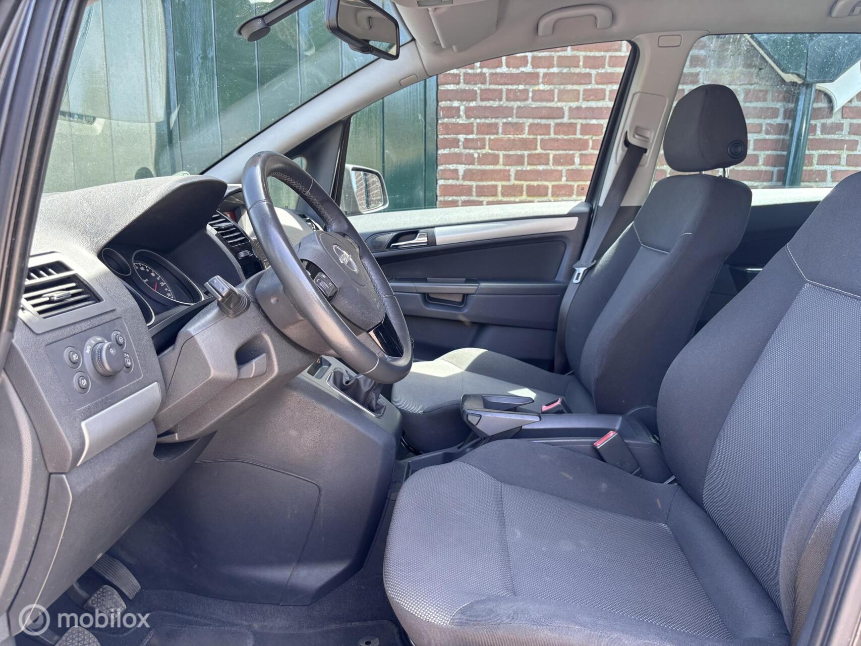 Foto van Opel Zafira