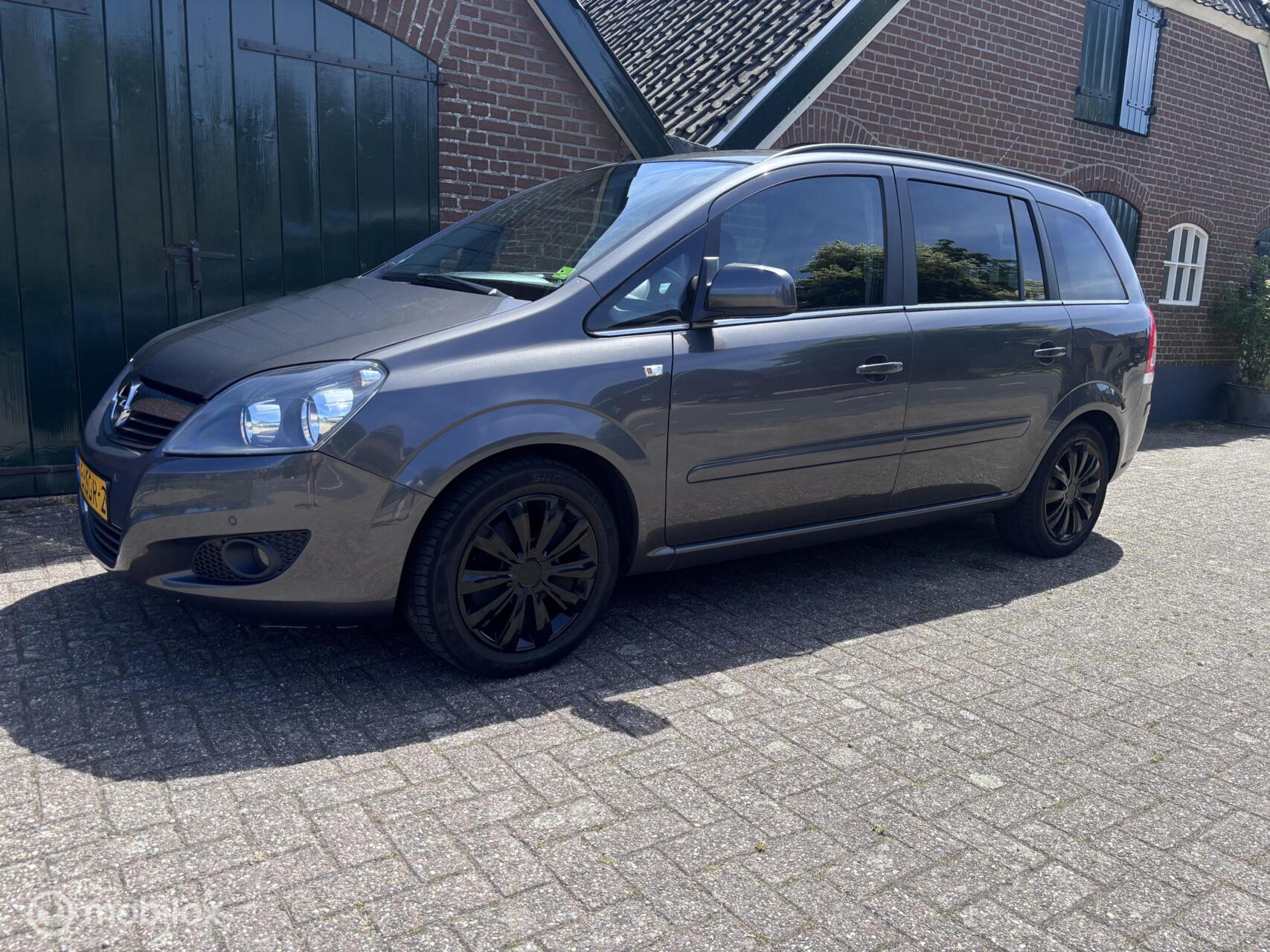 Foto van Opel Zafira