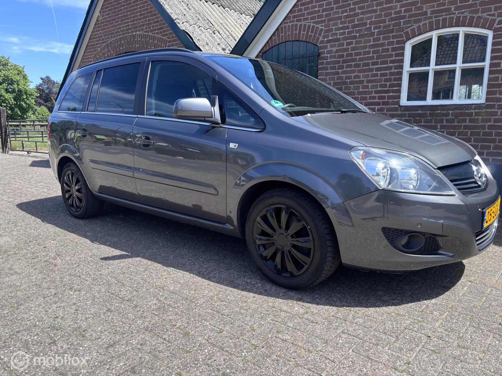 Foto van Opel Zafira