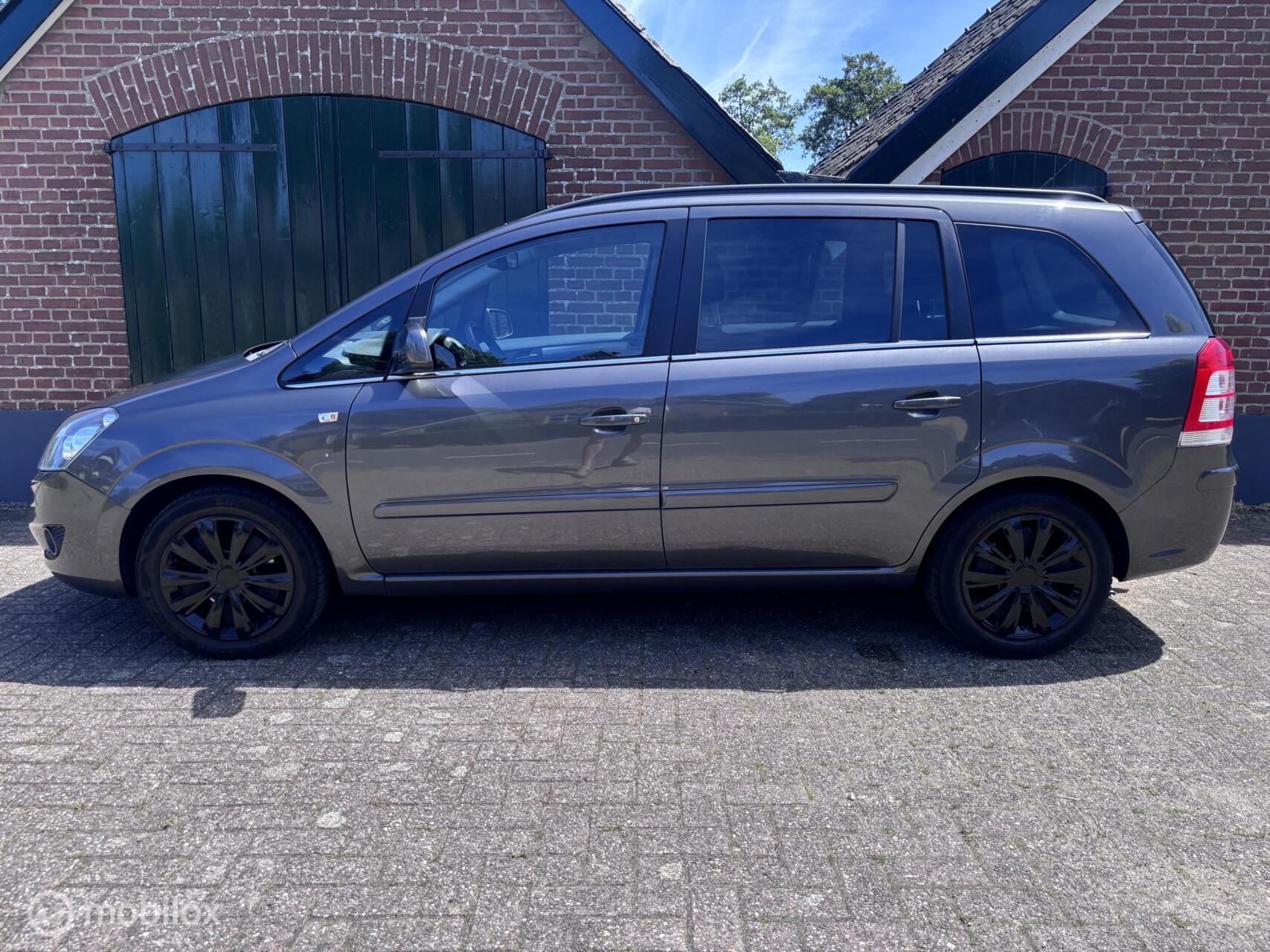 Foto van Opel Zafira