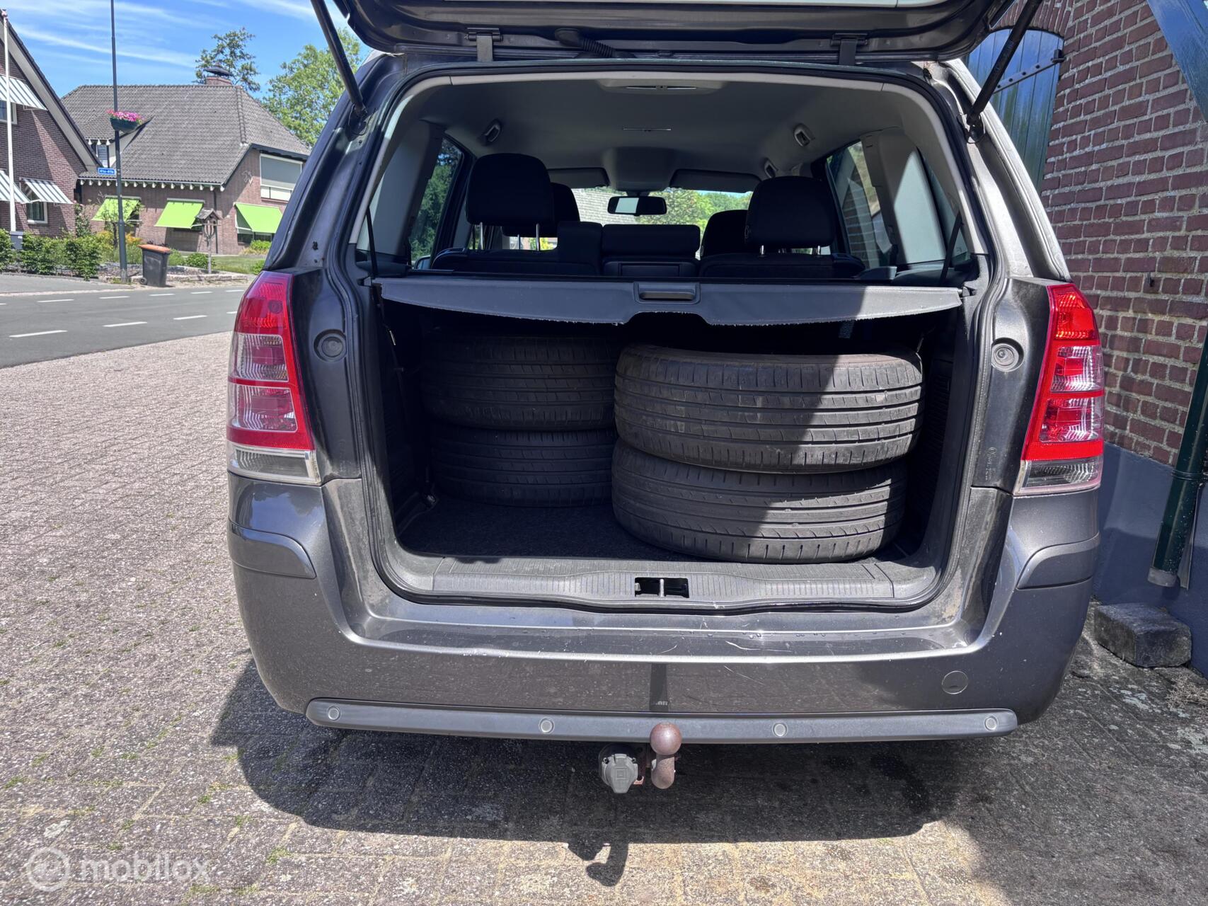 Foto van Opel Zafira