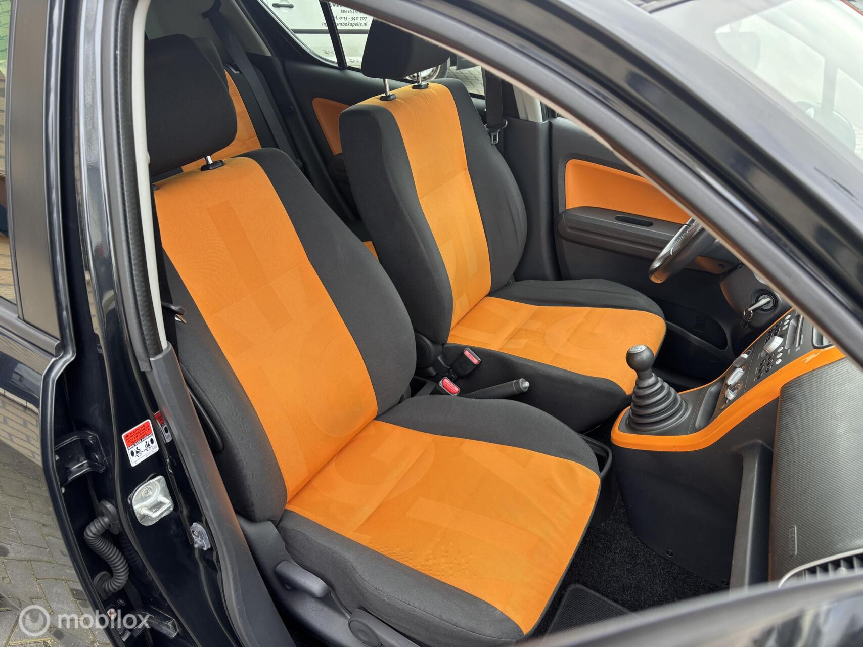 Foto van Opel Agila