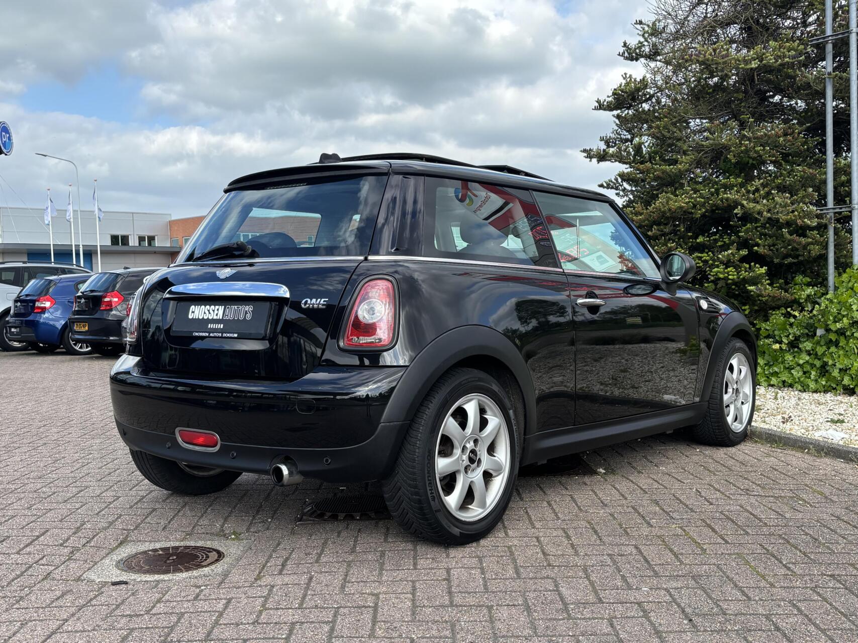 Foto van Mini One