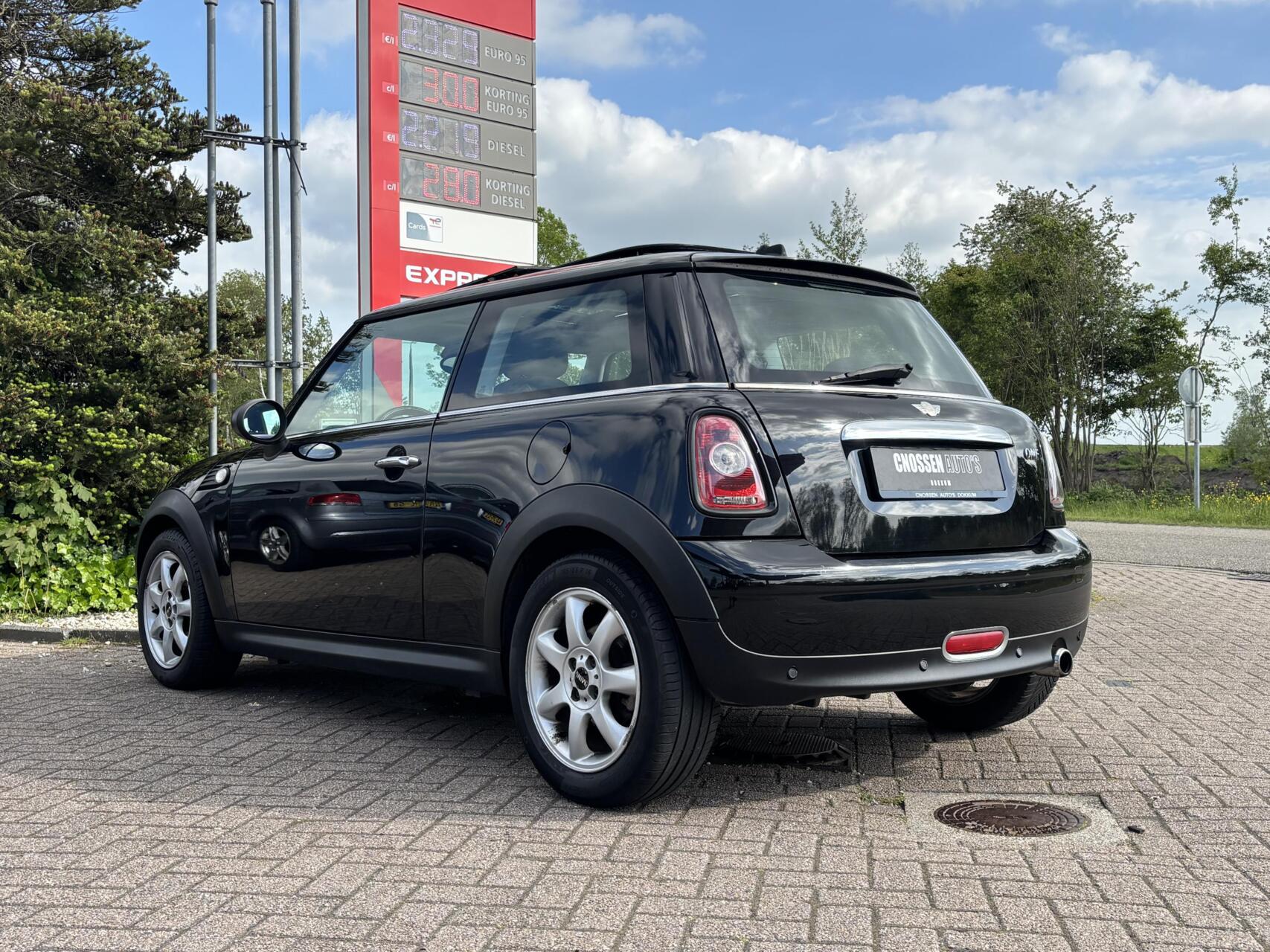 Foto van Mini One