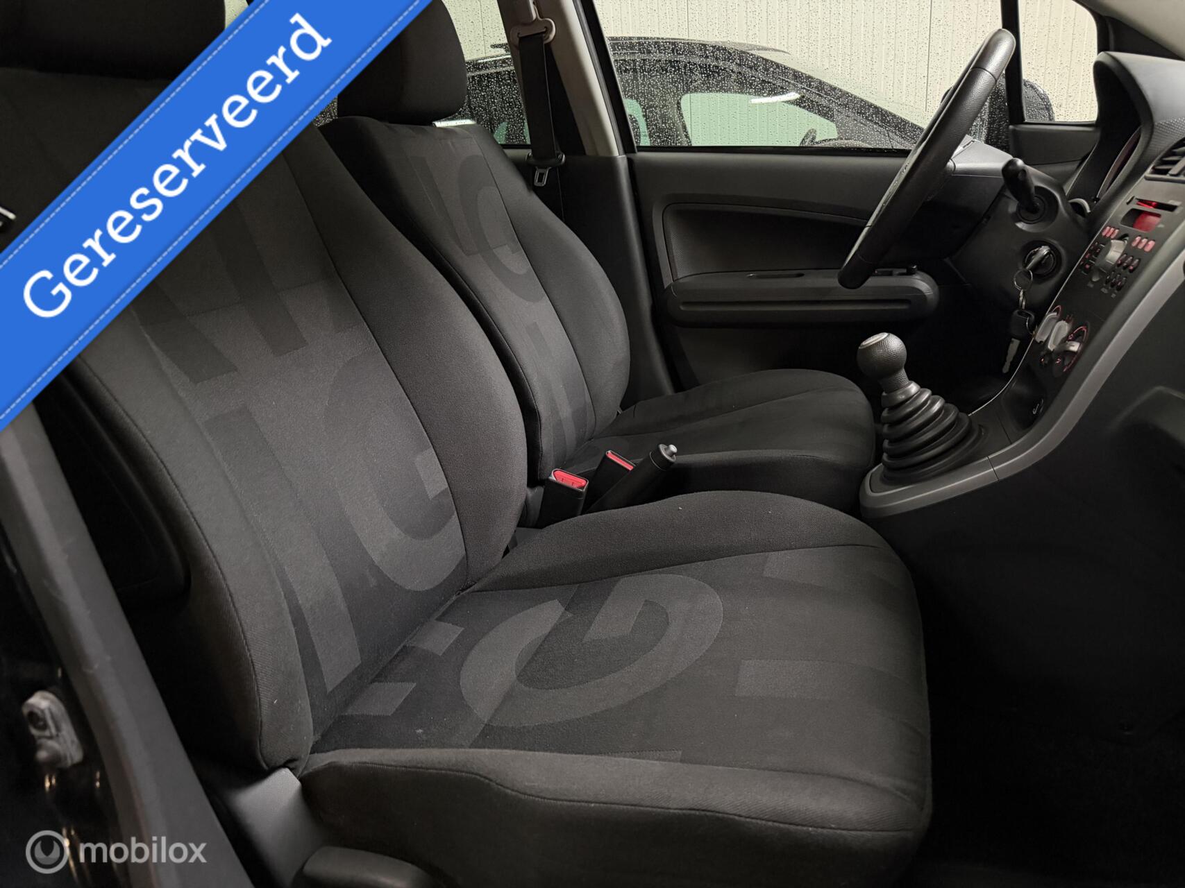 Foto van Opel Agila