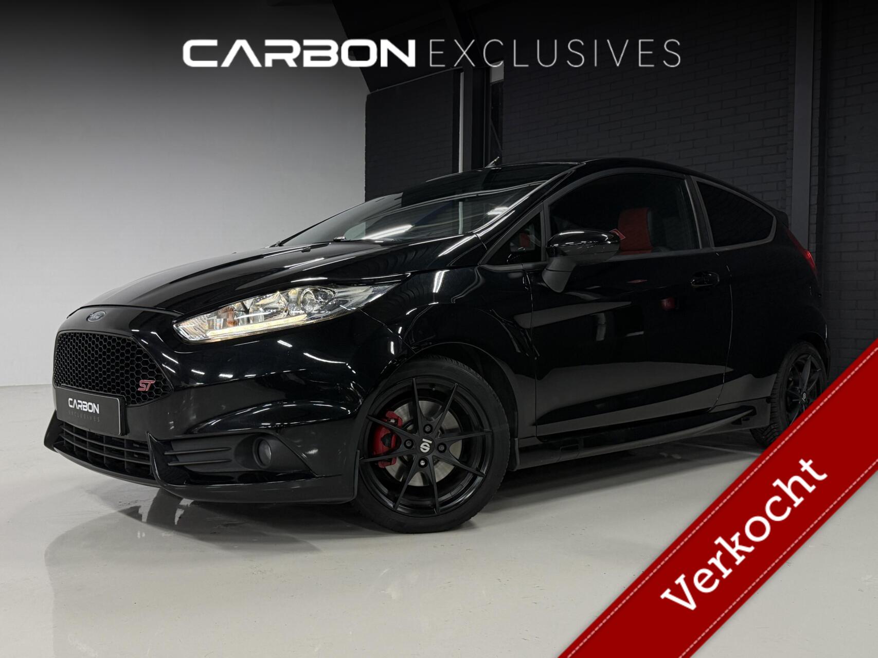 Ford Fiesta 1.6 ST1 | Stage 2 | Milltek | DD Audio | Sparco 2014 - voorkant