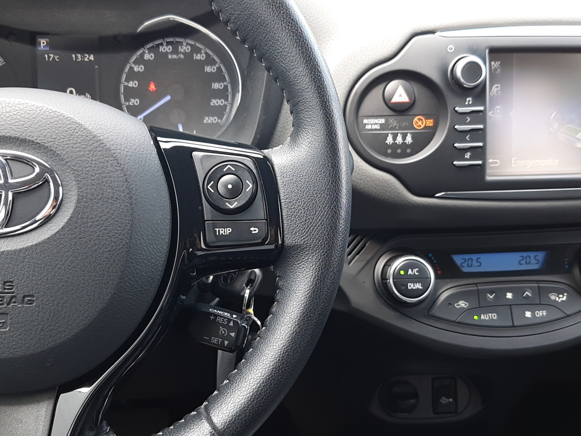 Foto van Toyota Toyota Yaris Hybrid