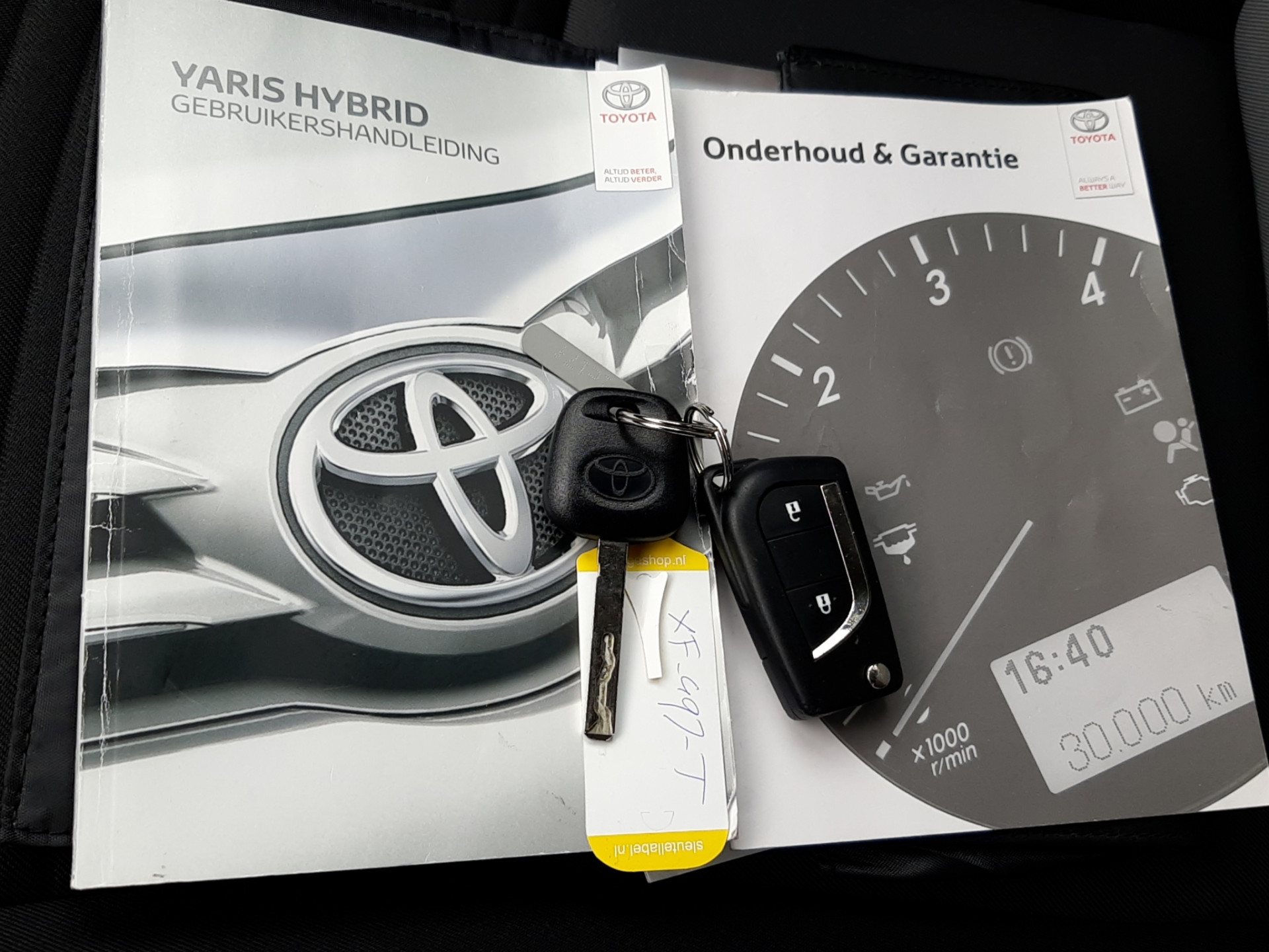 Foto van Toyota Toyota Yaris Hybrid