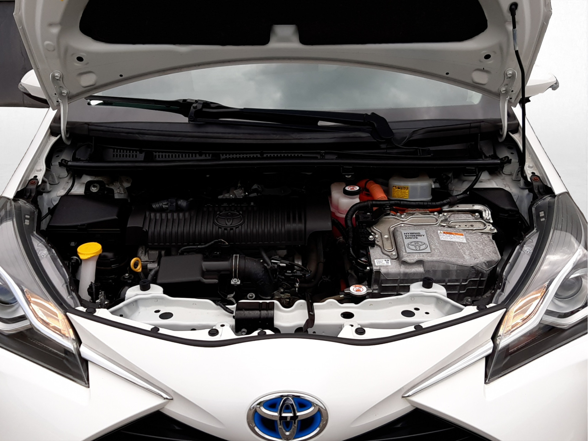 Foto van Toyota Toyota Yaris Hybrid