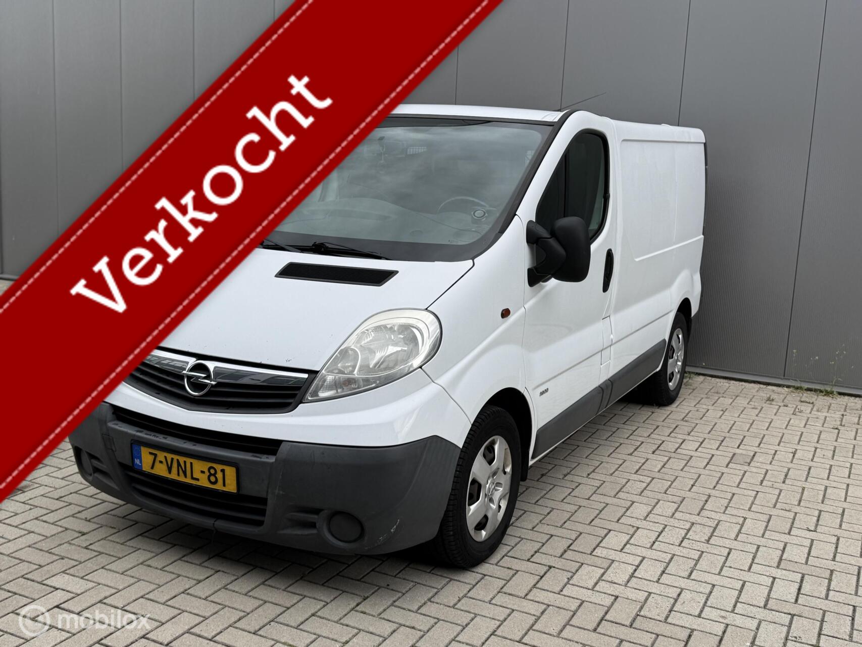 Opel Vivaro 2.0 CDTI L1H1 DC 2011 - voorkant