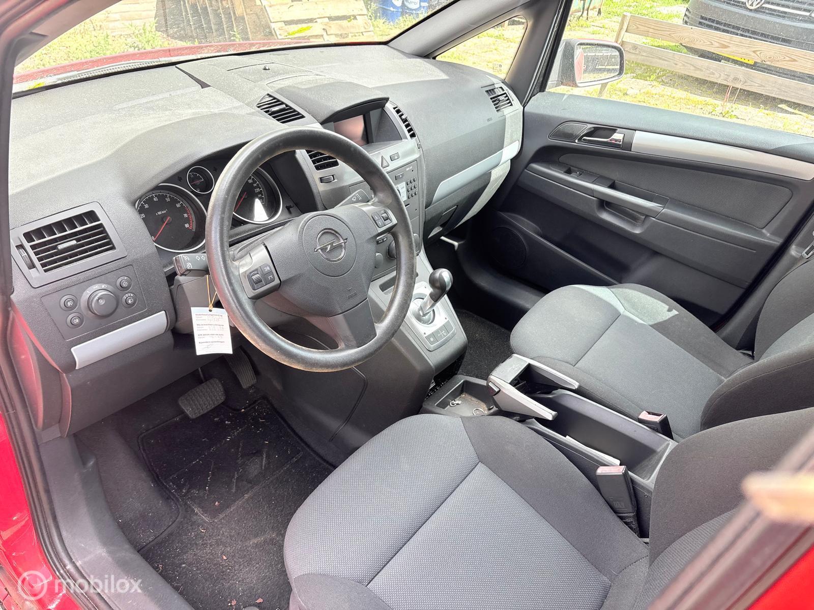 Foto van Opel Zafira