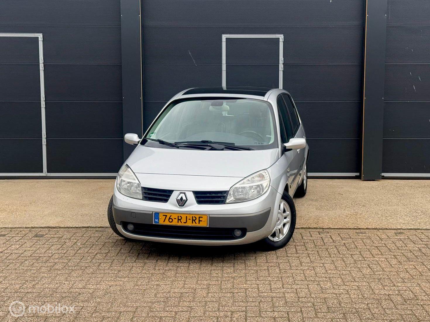 Foto van RENAULT MEGANE SCENIC