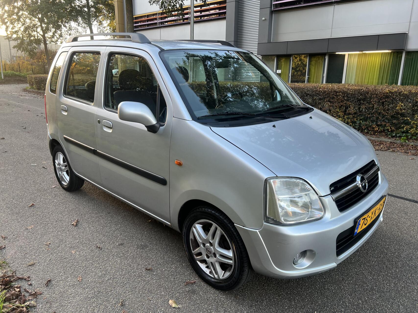Foto van Opel Agila