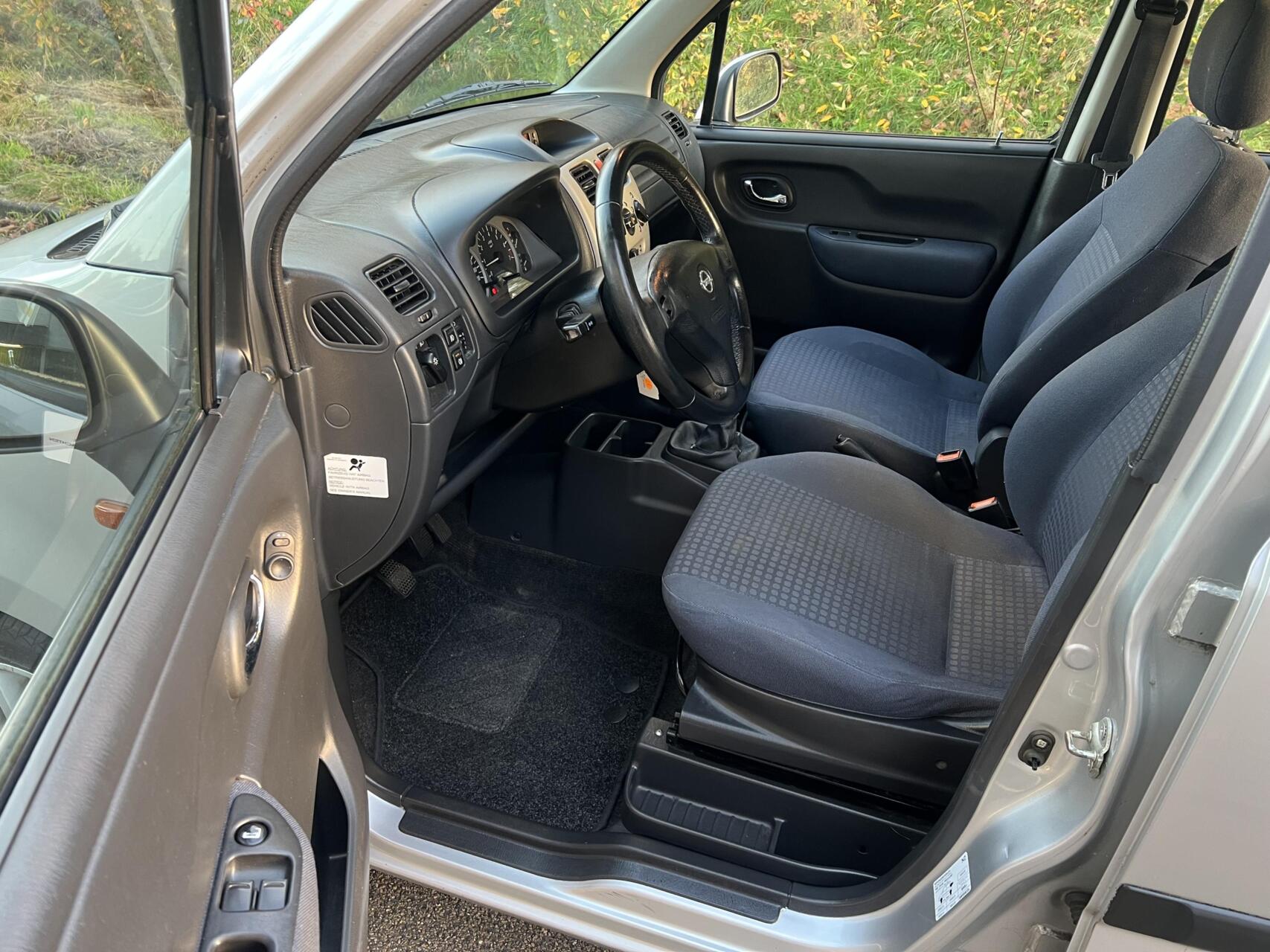 Foto van Opel Agila