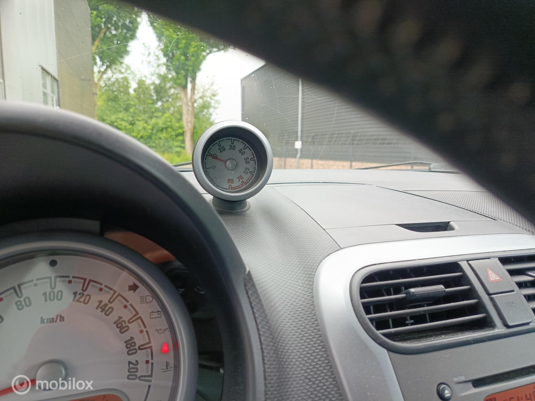 Foto van Opel Agila