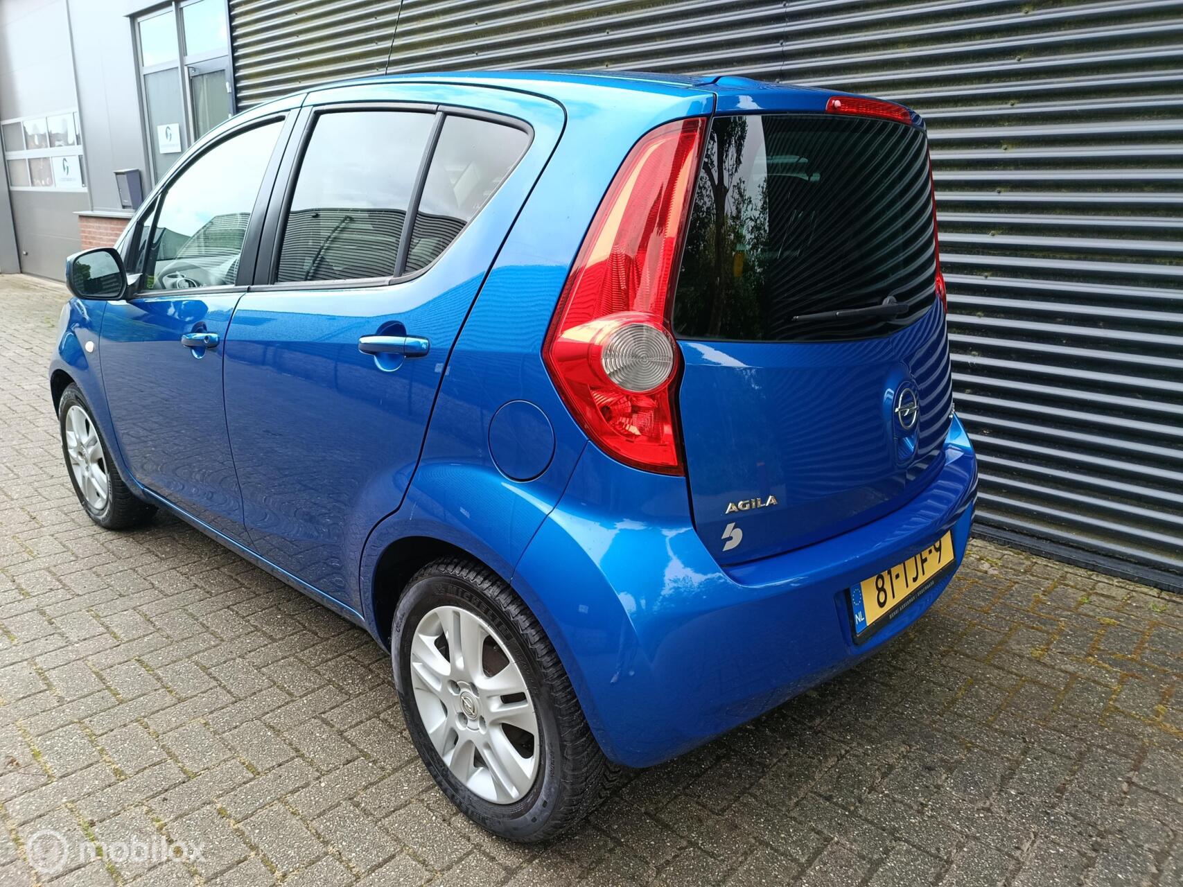 Foto van Opel Agila