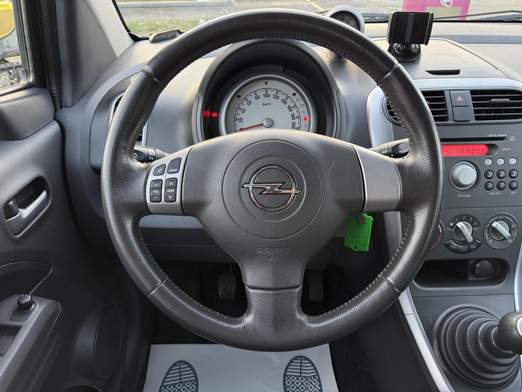 Foto van Opel Agila