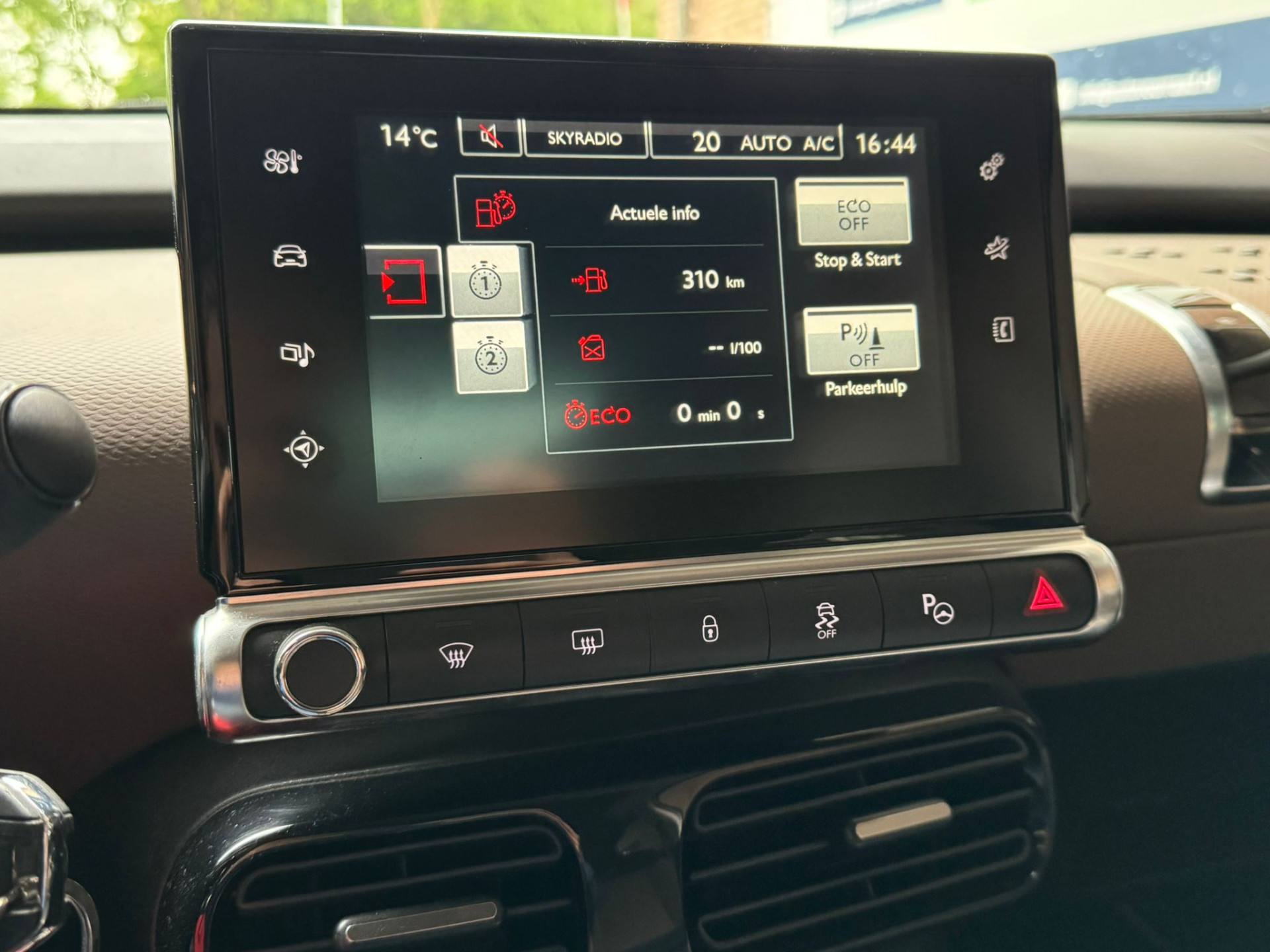Foto van Citroen C4 Cactus