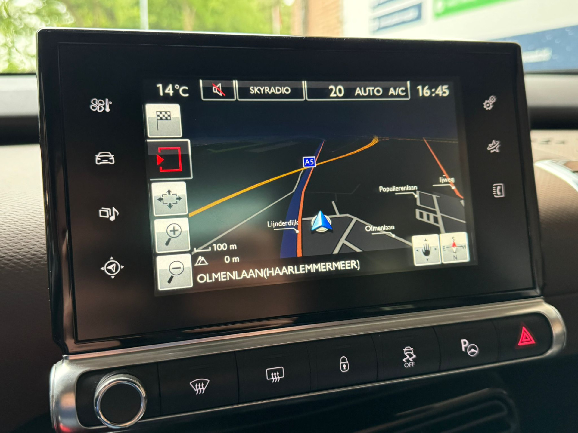 Foto van Citroen C4 Cactus