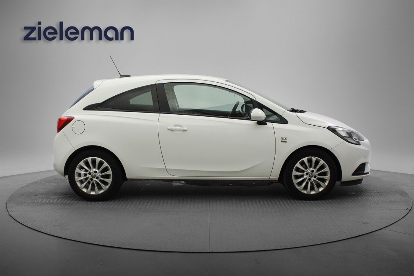 Foto van Opel Corsa-e