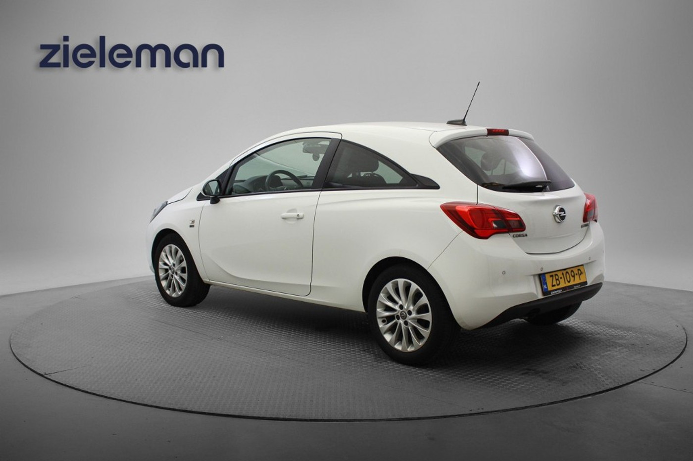 Foto van Opel Corsa-e
