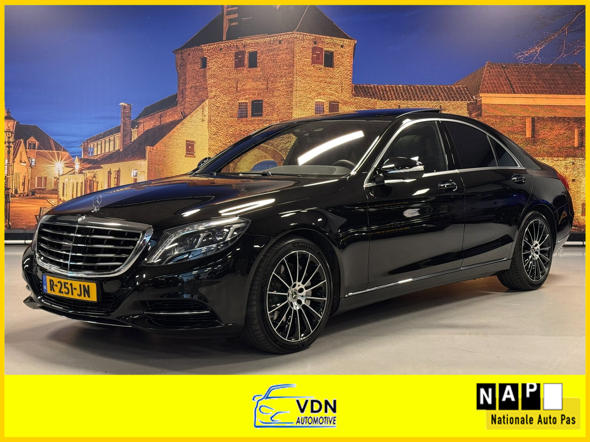 Foto van MERCEDES-BENZ S 500 4MATIC