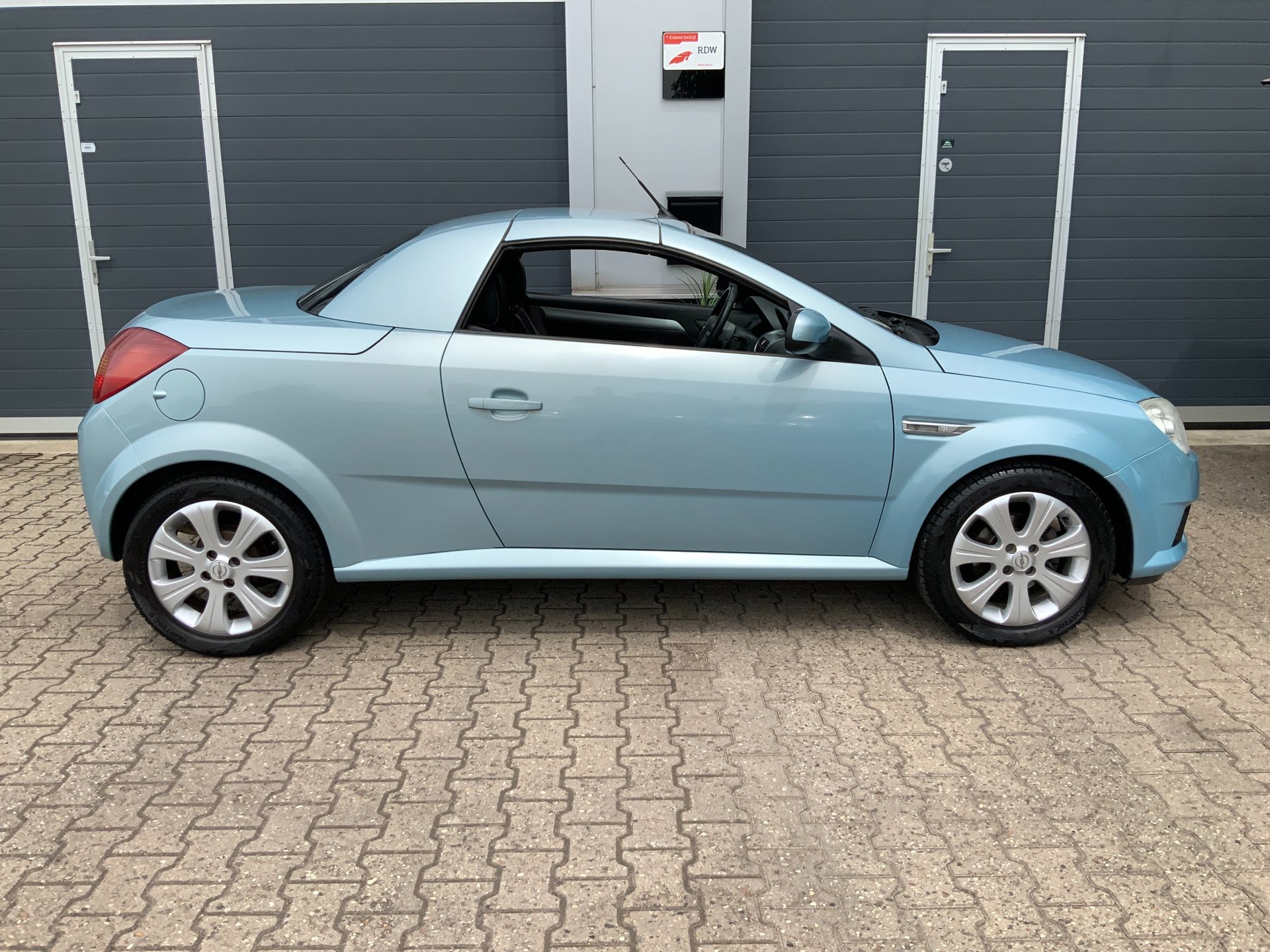 Foto van Opel Tigra