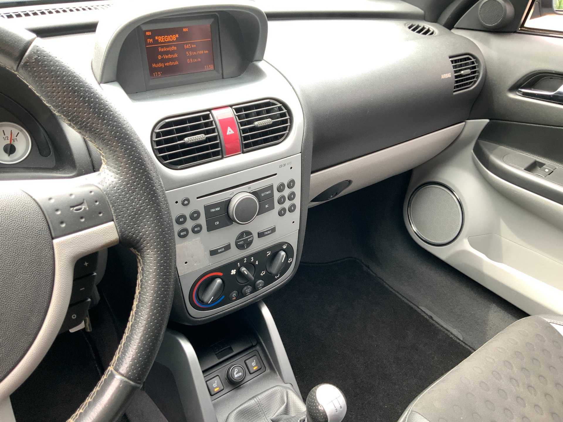 Foto van Opel Tigra
