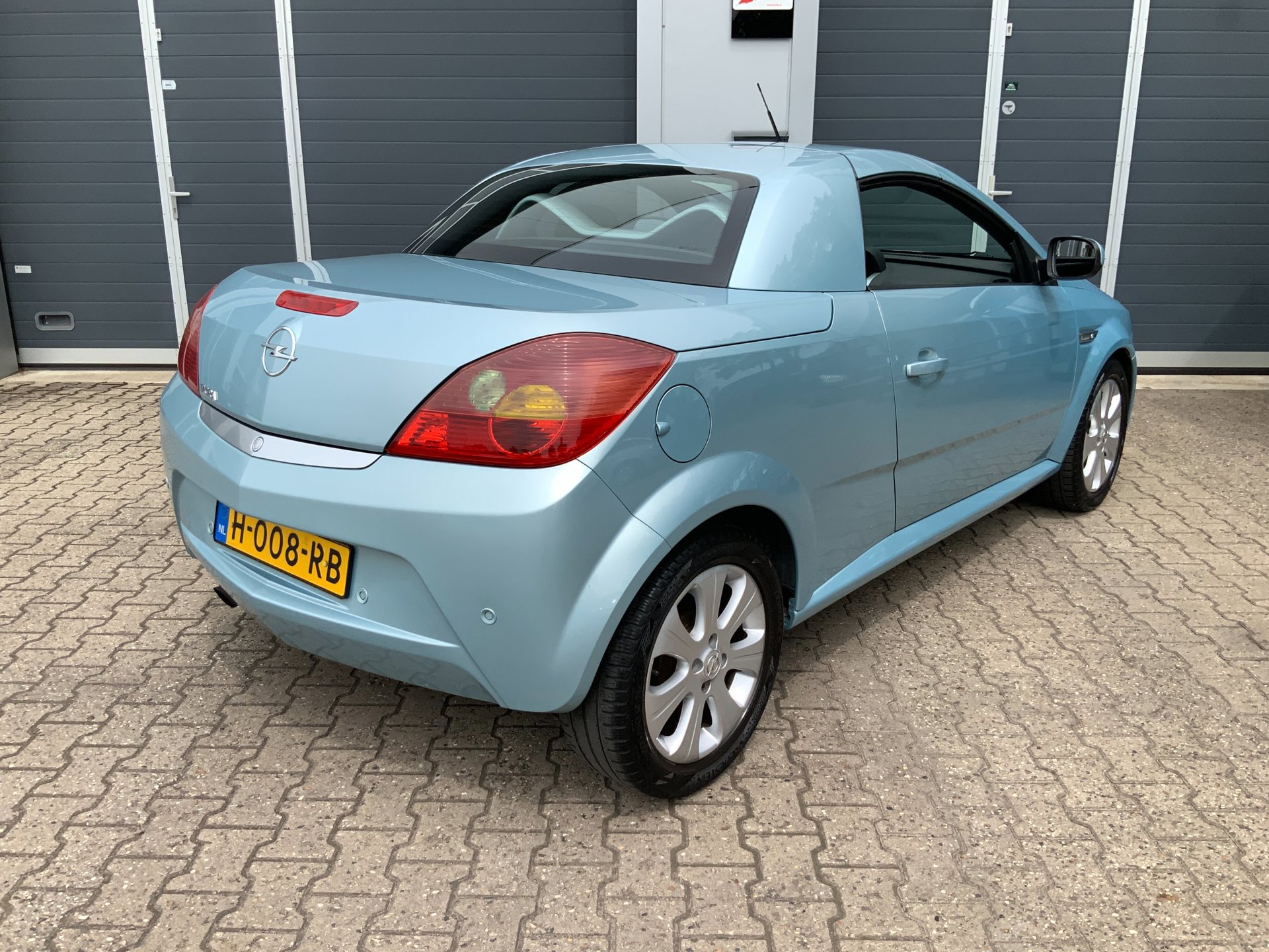 Foto van Opel Tigra