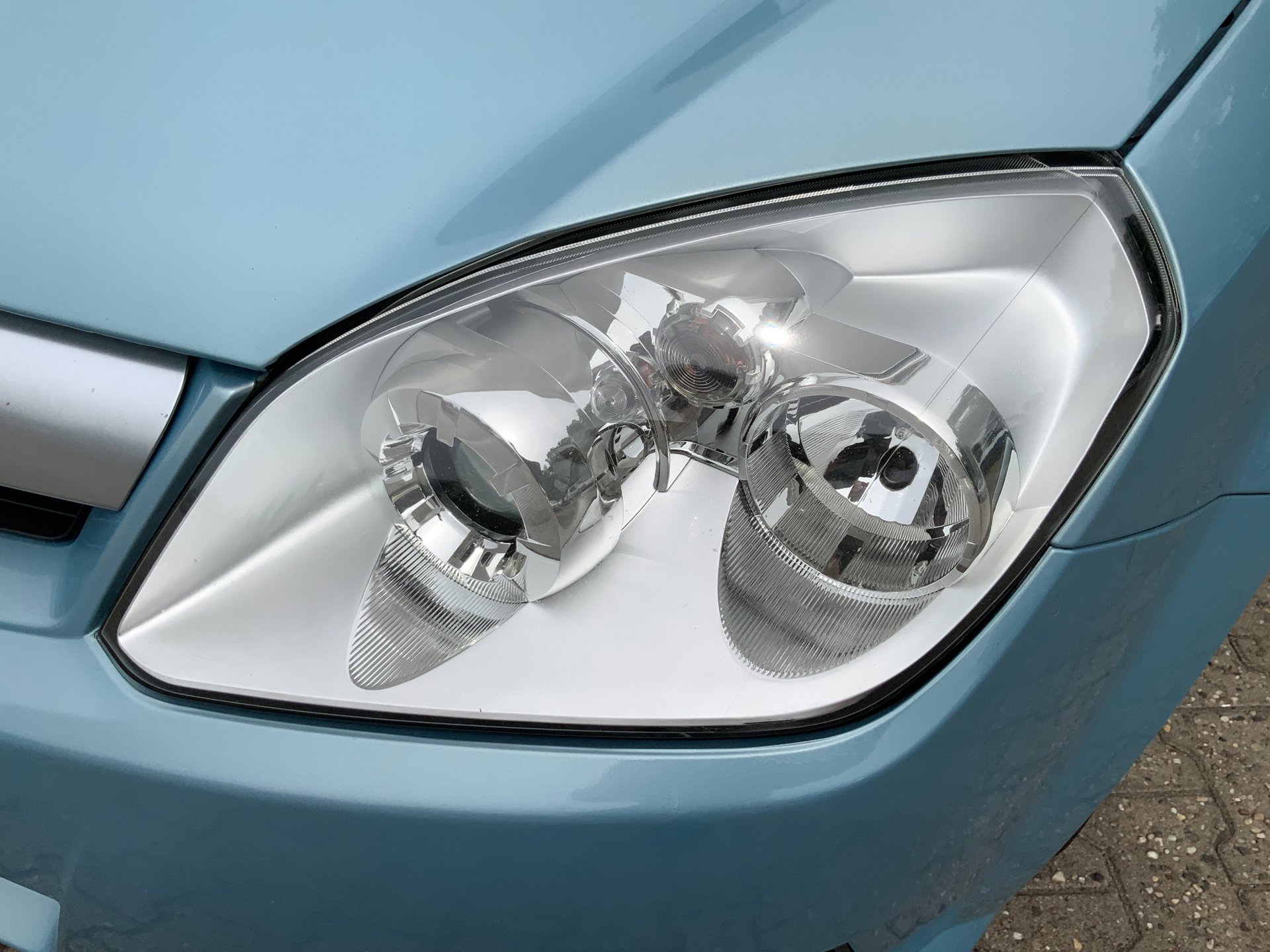 Foto van Opel Tigra