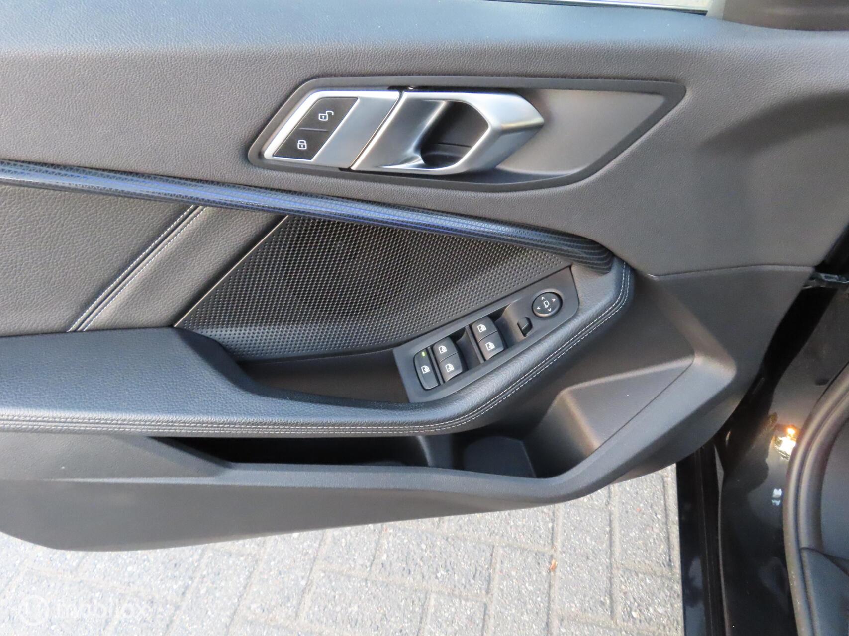 Foto van BMW 118i